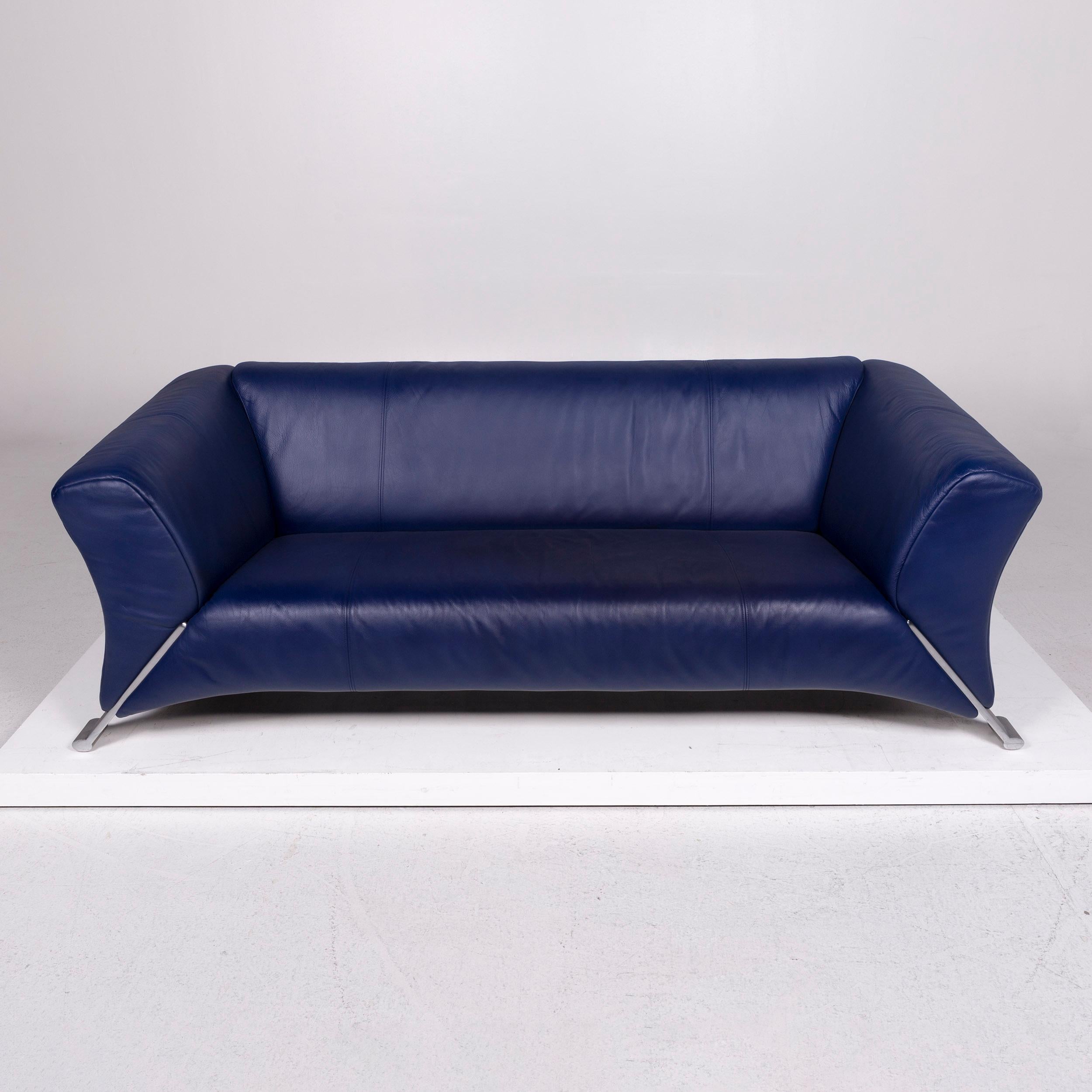 Rolf Benz 322 Leather Sofa Blue Three-Seat Couch In Good Condition For Sale In Cologne, DE