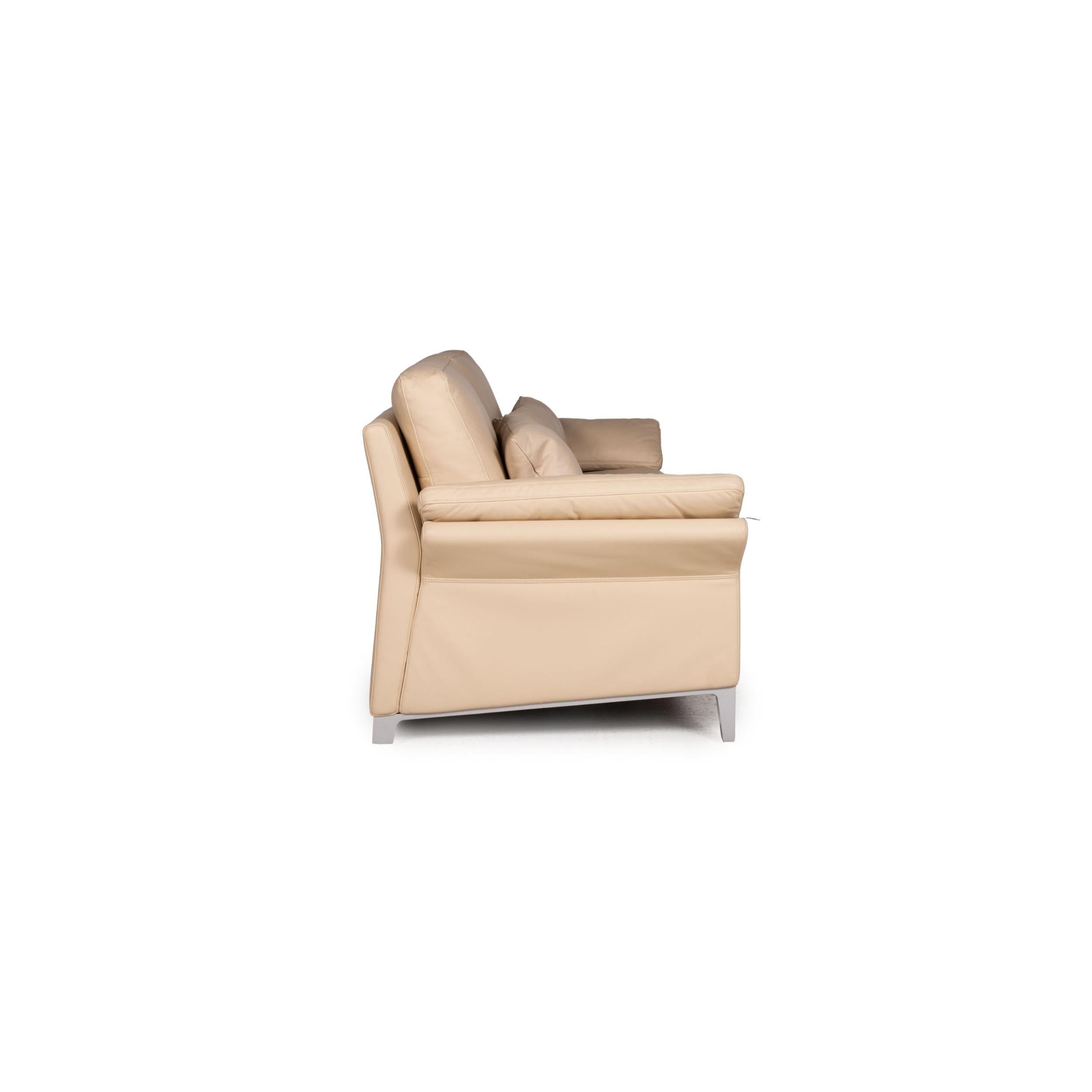 Rolf Benz 3300 Leather Sofa Cream Three-Seater Couch In Good Condition For Sale In Cologne, DE