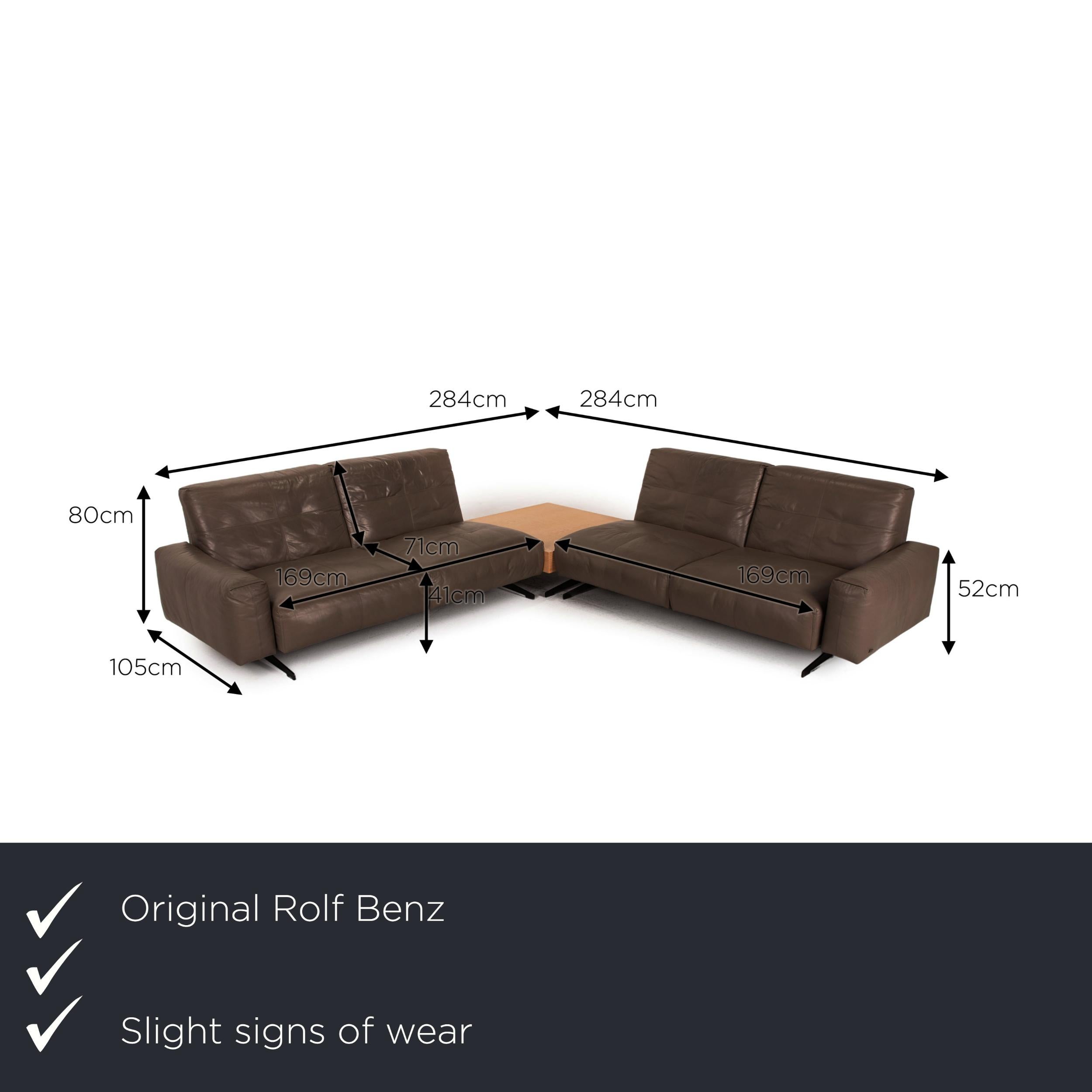 We present to you a Rolf Benz 50 leather sofa brown corner sofa couch.


 Product measurements in centimeters:
 

Depth: 105
Width: 284
Height: 80
Seat height: 41
Rest height: 52
Seat depth: 71
Seat width: 169
Back height: 41.
 