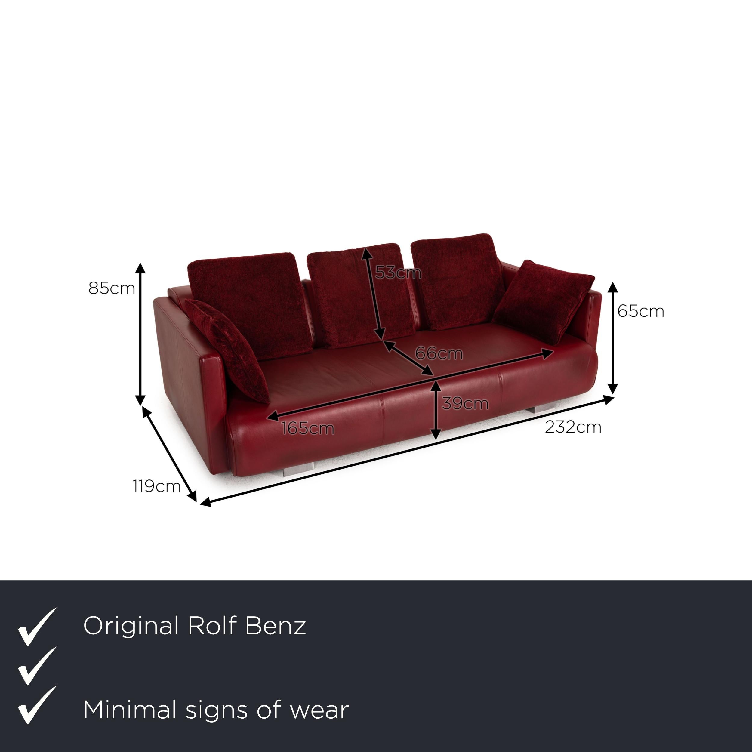 We present to you a Rolf Benz 6300 leather sofa red three-seater couch.

Product measurements in centimeters:

depth: 119
width: 232
height: 85
seat height: 39
rest height: 65
seat depth: 66
seat width: 165
back height: 53.

 