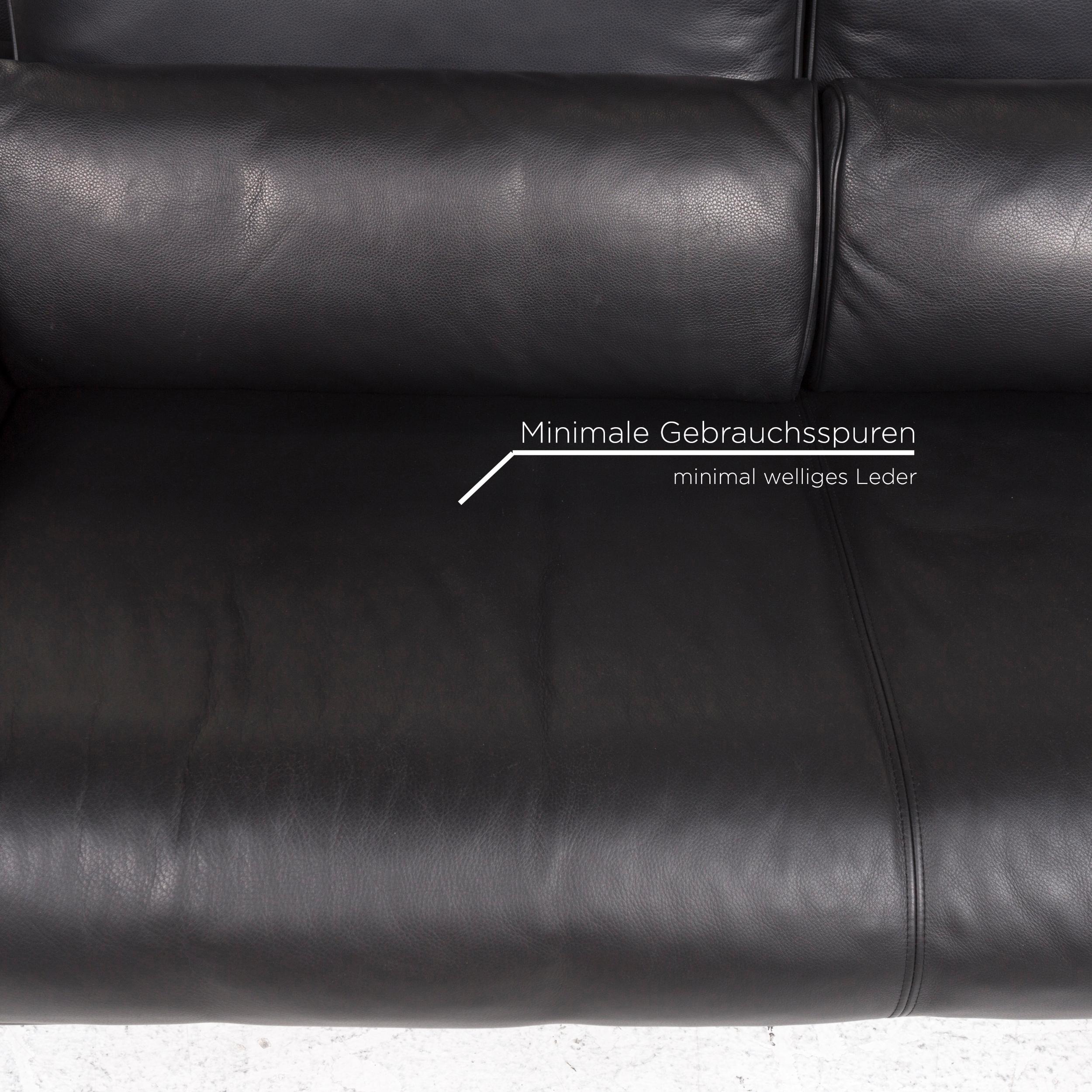 Rolf Benz 6500 Leather Sofa Black Two-Seat Function Couch In Good Condition In Cologne, DE