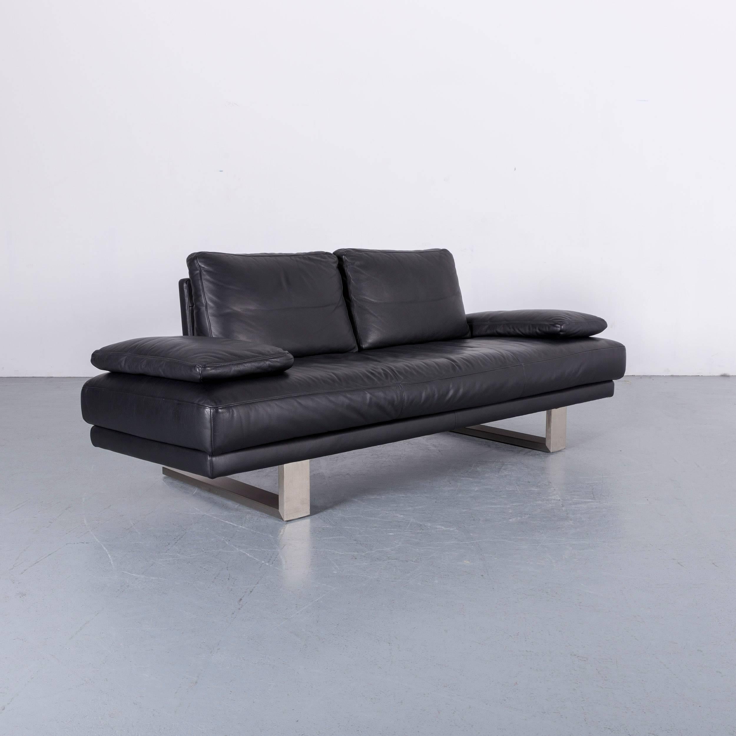 Contemporary Rolf Benz 6600 Designer Leather Sofa in Black Two-Seat