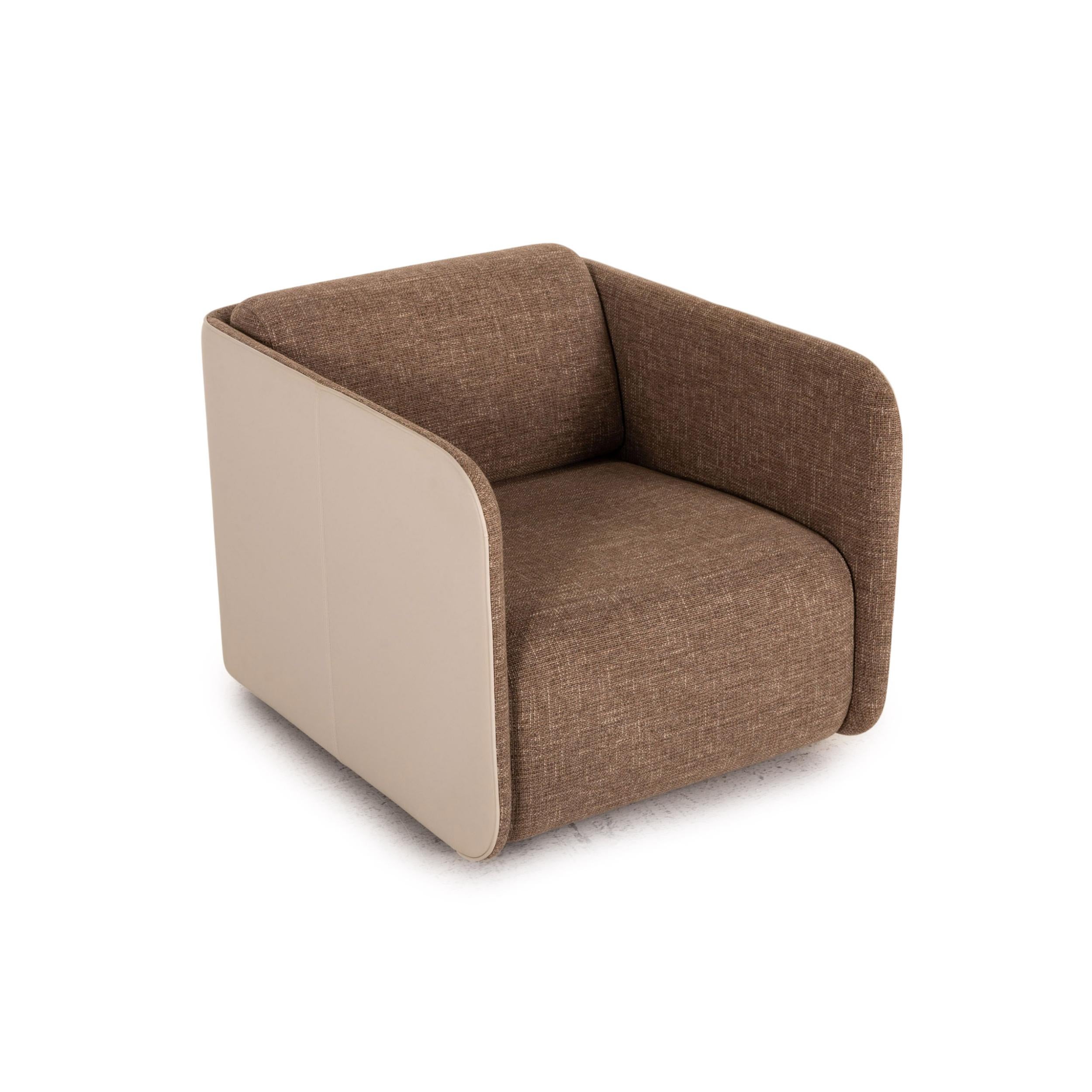 Rolf Benz 6900 Fabric Leather Armchair Cream Brown Function Swivel Armchair In Good Condition For Sale In Cologne, DE