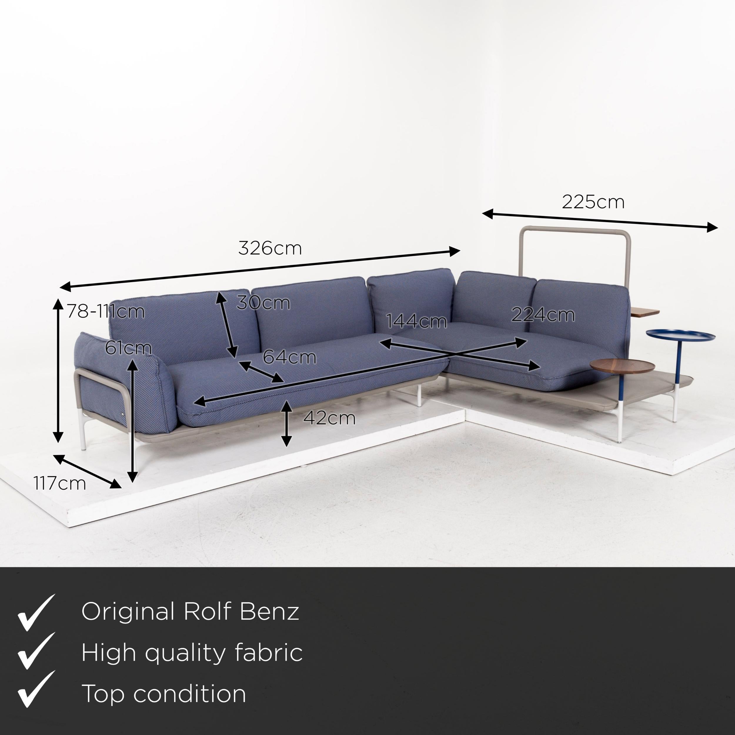 We present to you a Rolf Benz Addit fabric corner sofa blue shelf multifunctional function.
     
 

 Product measurements in centimeters:
 

Depth 117
Width 326
Height 78
Seat height 42
Rest height 61
Seat depth 64
Seat width 244
Back