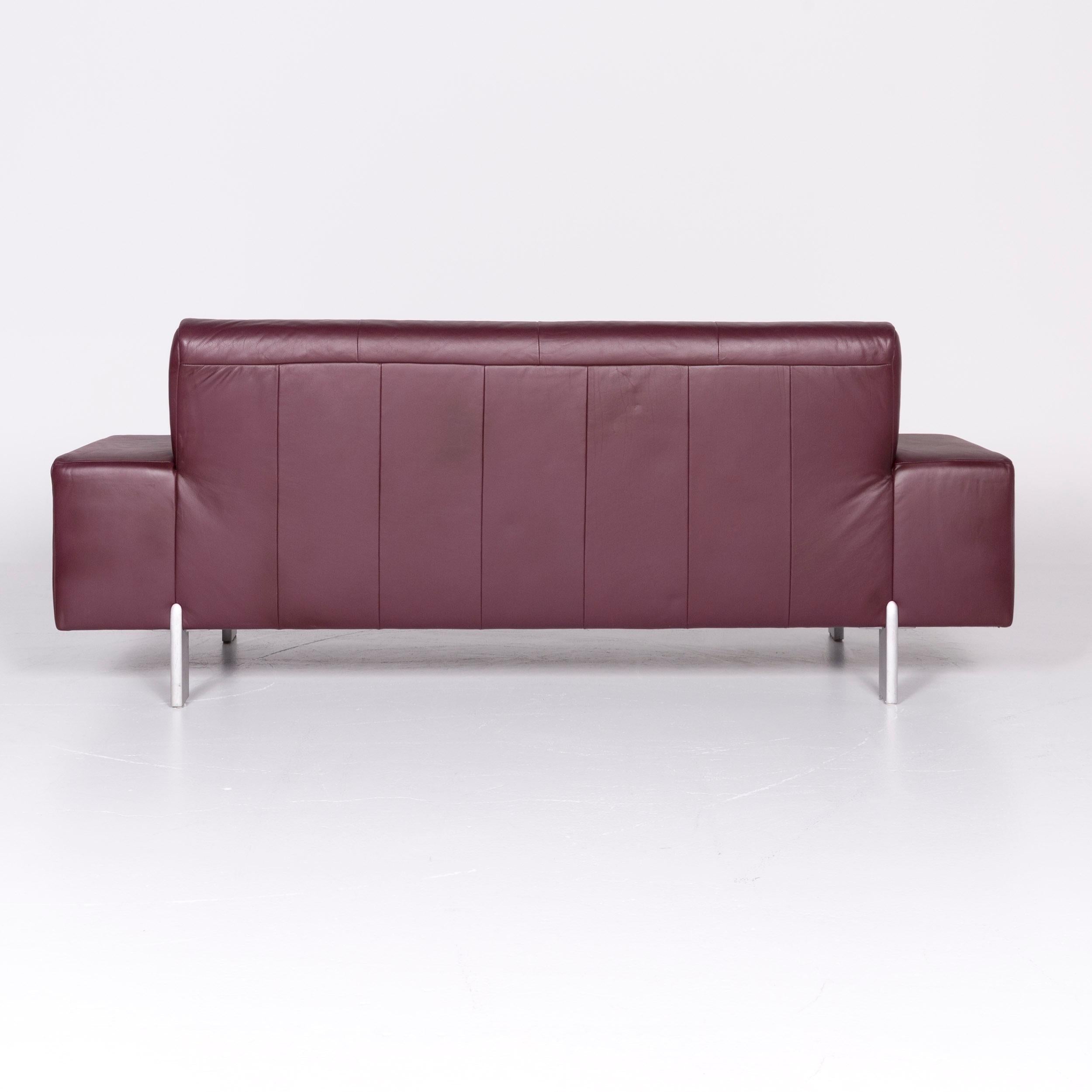 Rolf Benz AK 644 Designer-Leder-Sofa in Violett, Dreisitzer-Kommode aus echtem Leder im Zustand „Gut“ in Cologne, DE