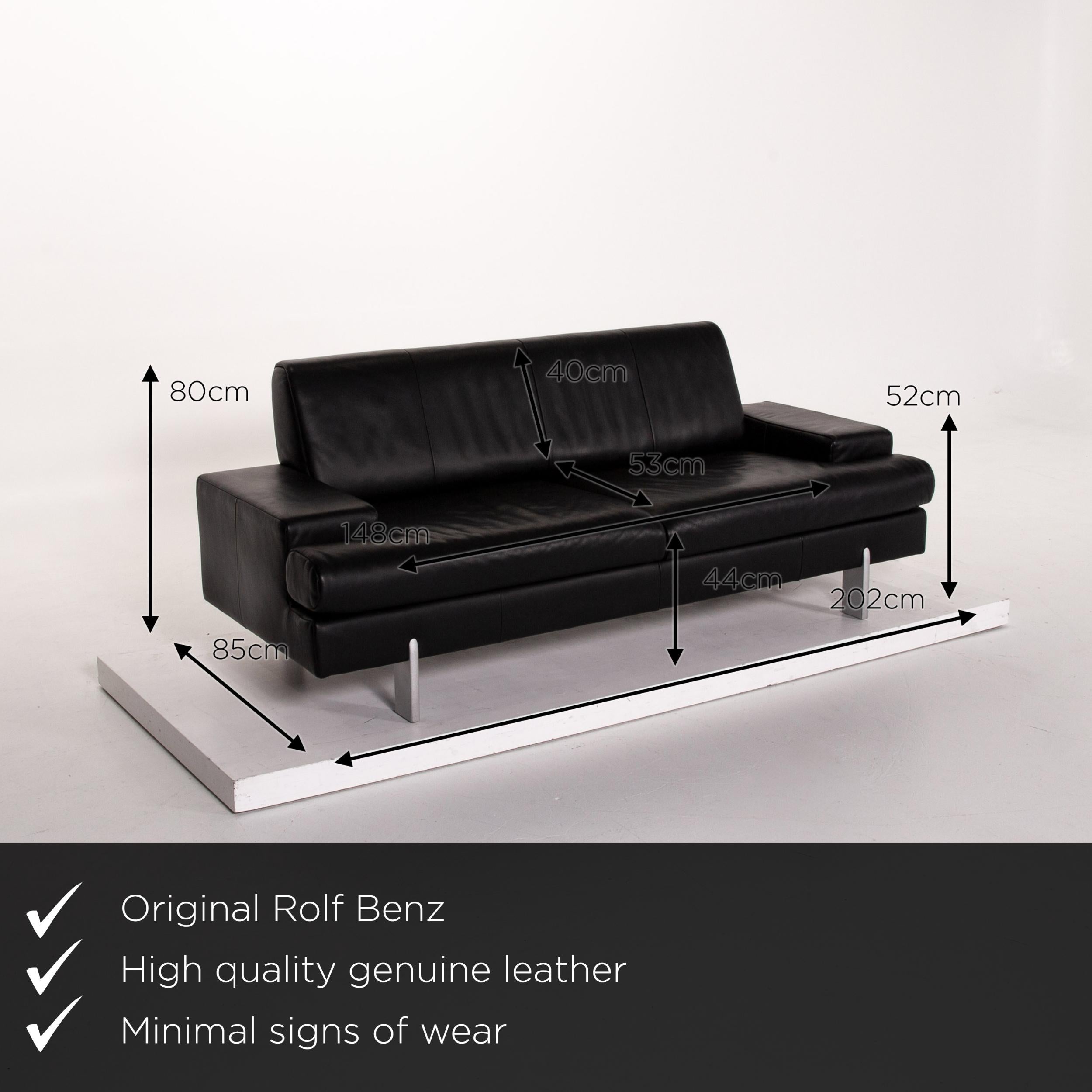 We present to you a Rolf Benz AK 644 leather sofa black three-seat couch.
  
 

 Product measurements in centimeters:
 

Depth 85
Width 202
Height 80
Seat height 44
Rest height 52
Seat depth 53
Seat width 148
Back height 40.