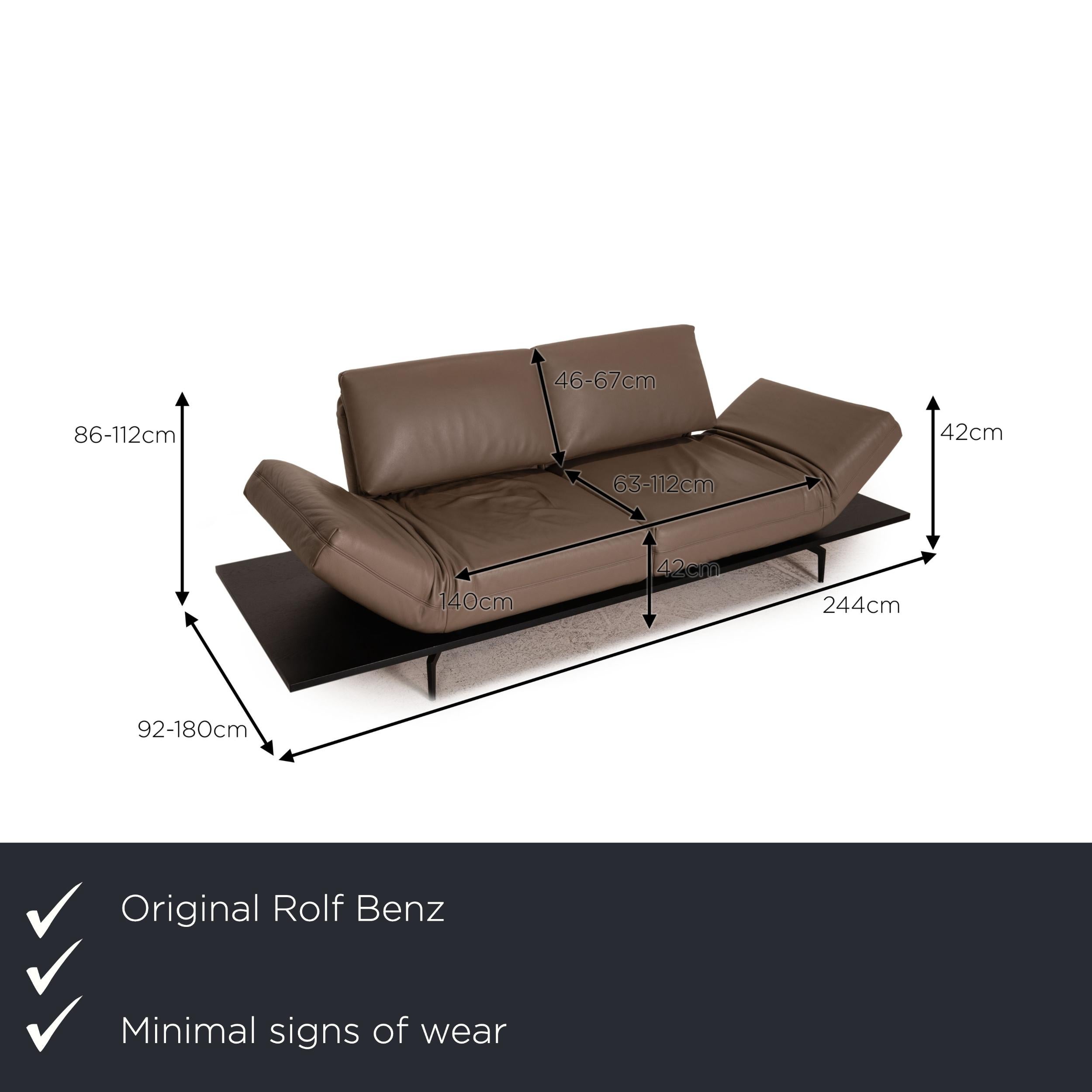 We present to you a Rolf Benz Aura leather sofa brown two-seater function couch.

Product measurements in centimeters:

depth: 92
width: 244
height: 86
seat height: 42
rest height: 442
seat depth: 63
seat width: 140
back height: 46.


 