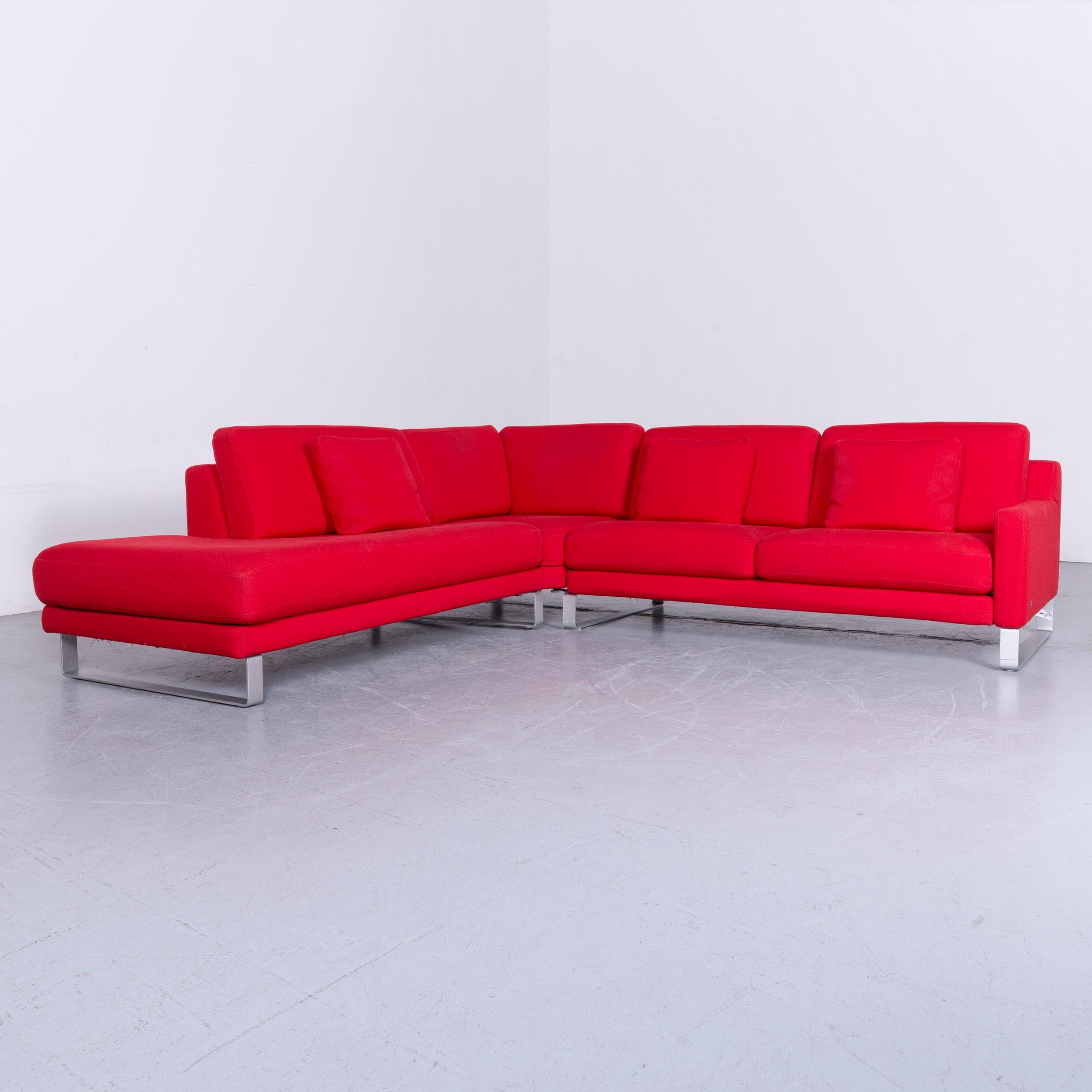 We bring to you a Rolf Benz designer Ego Fabricr corner-sofa red four-seat couch.
















