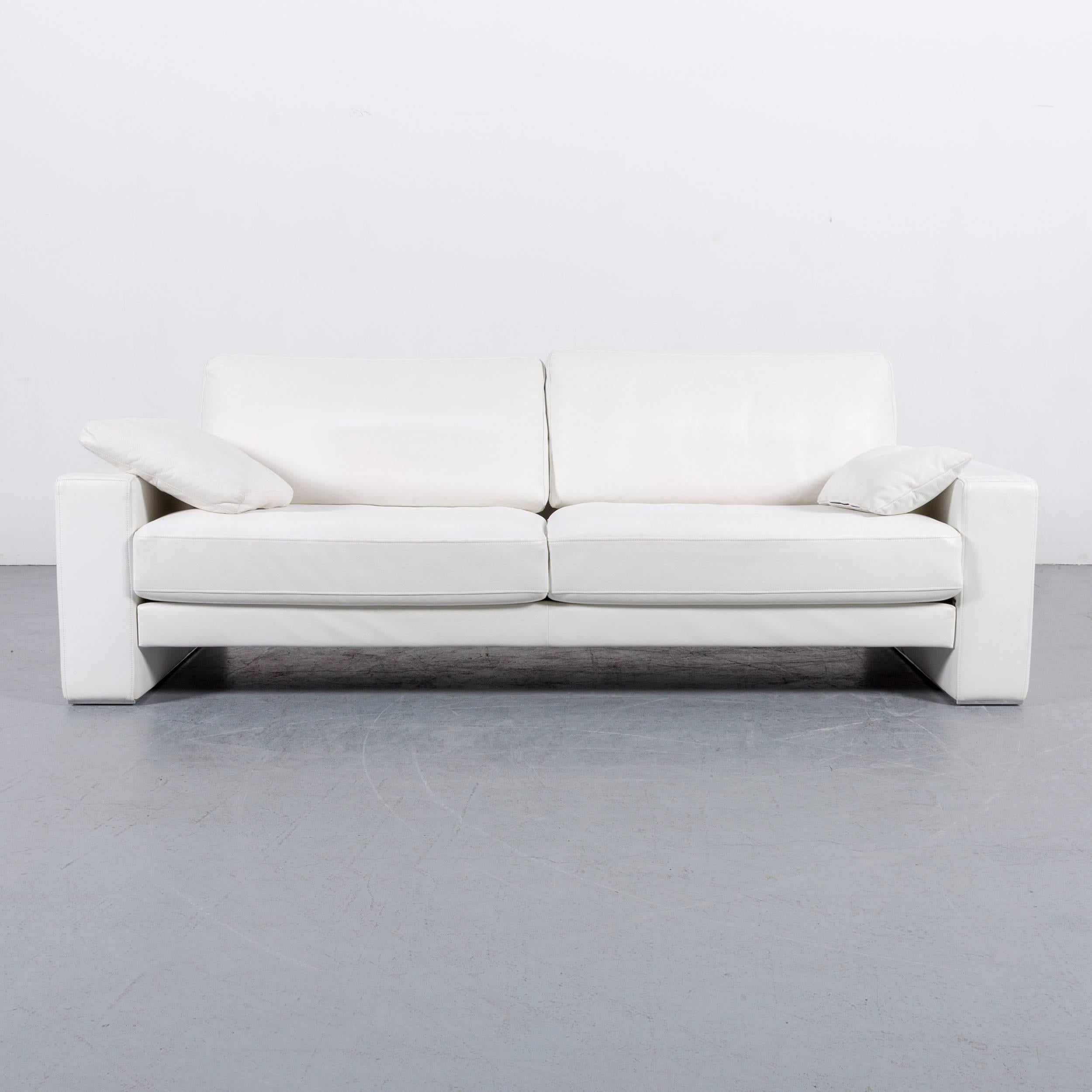 We bring to you an Rolf Benz ego fabric corner-sofa black grey four-seat.














