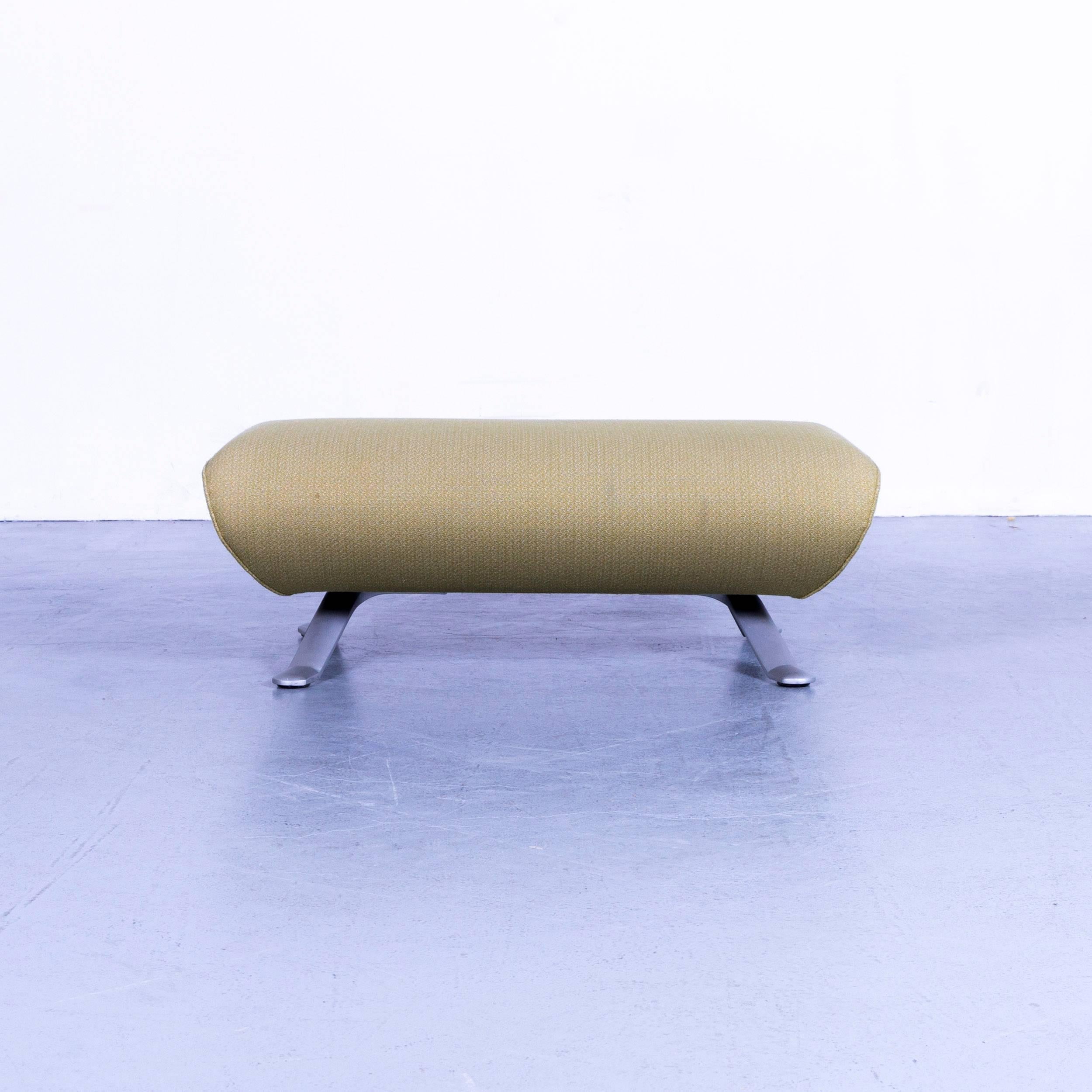 We bring to you an Rolf Benz Freistil fabric foot-stool green bench.






































































 