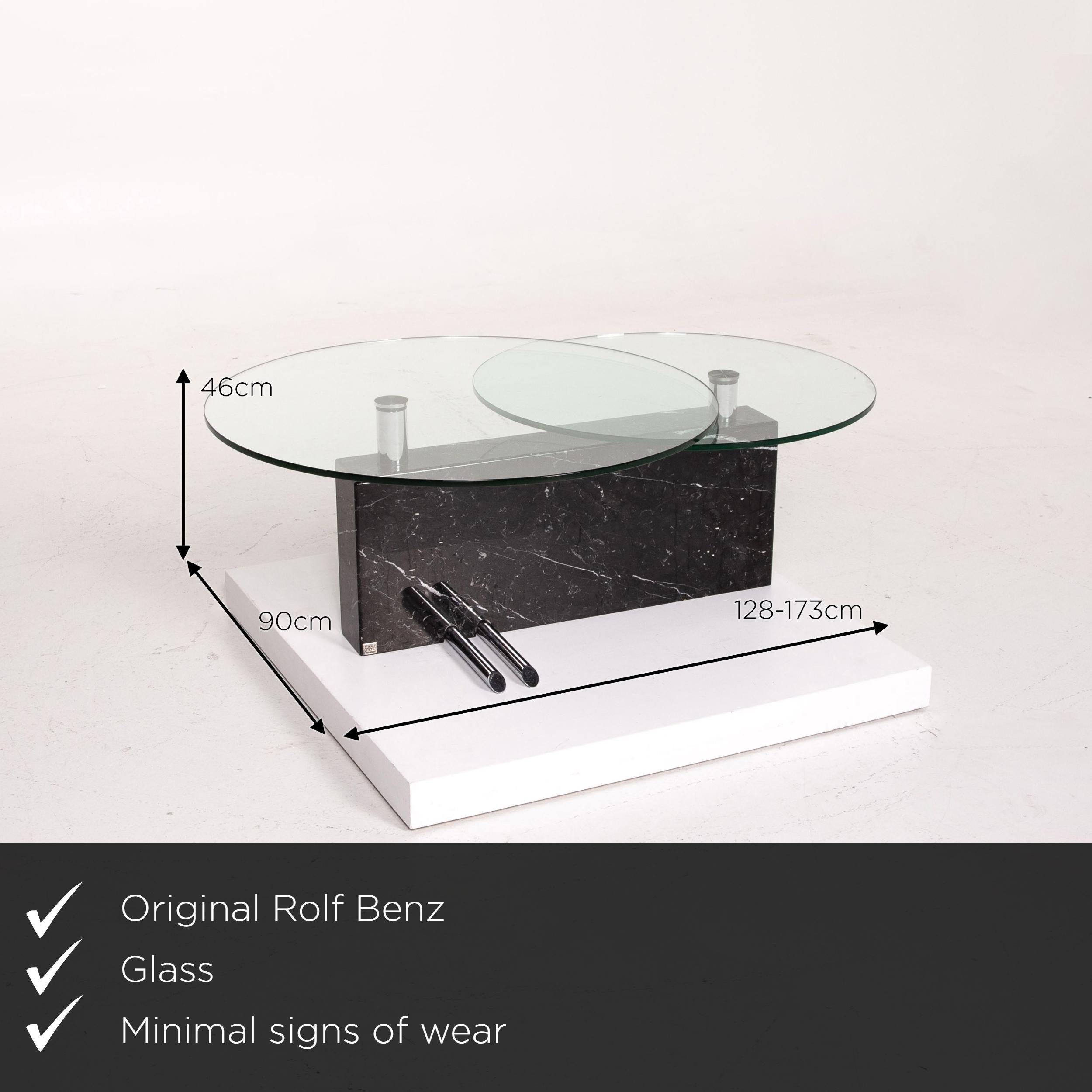 We present to you a Rolf Benz glass marble coffee table function table.
   
 

 Product measurements in centimeters:
 

Depth 90
Width 128
Height 46.




  