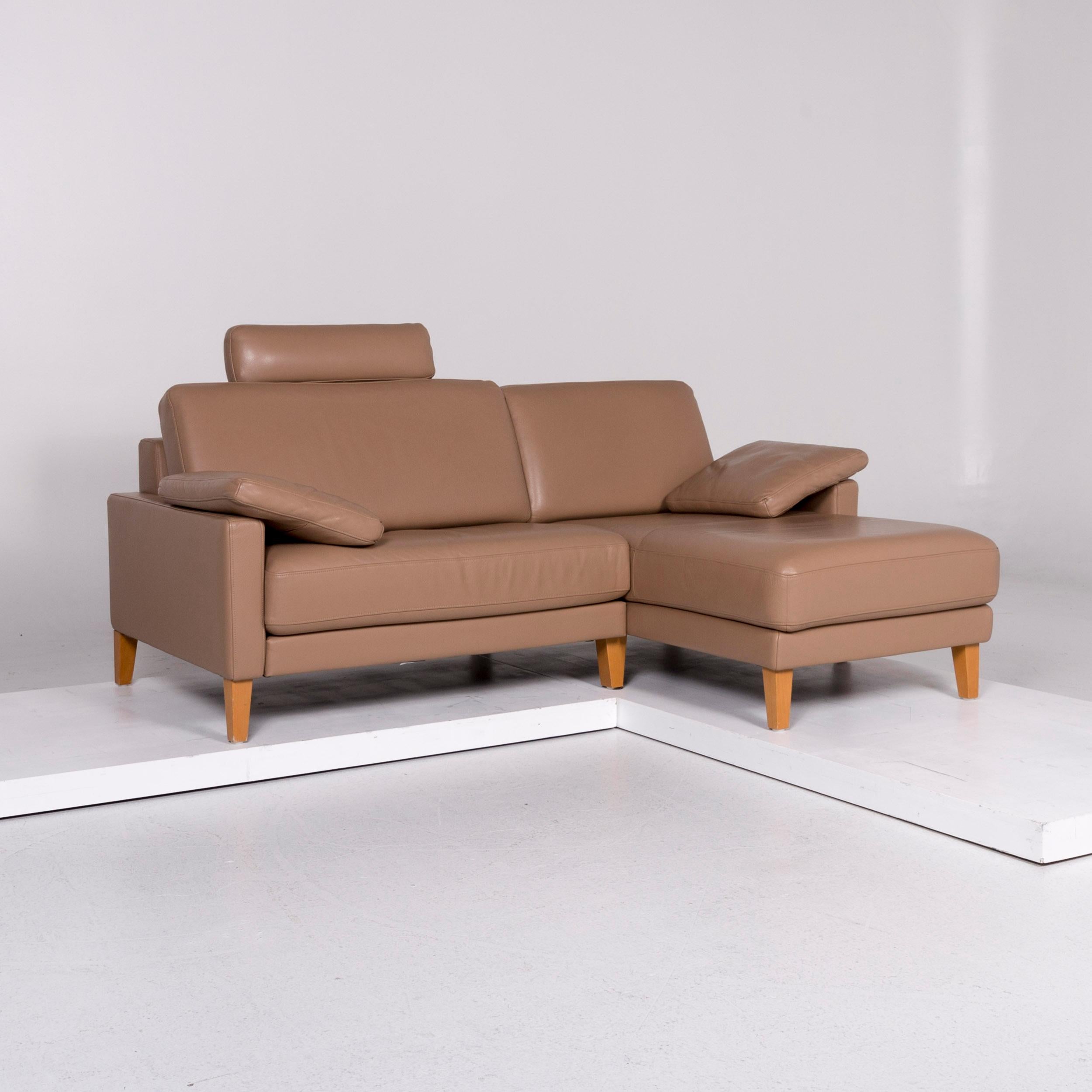We bring to you a Rolf Benz leather corner sofa brown sofa couch.
  
 
 Product Measurements in centimeters:
 
 Depth 96
Width 198
Height 85
Seat-height 46
Rest-height 62
Seat-depth 59
Seat-width 177
Back-height 41.
