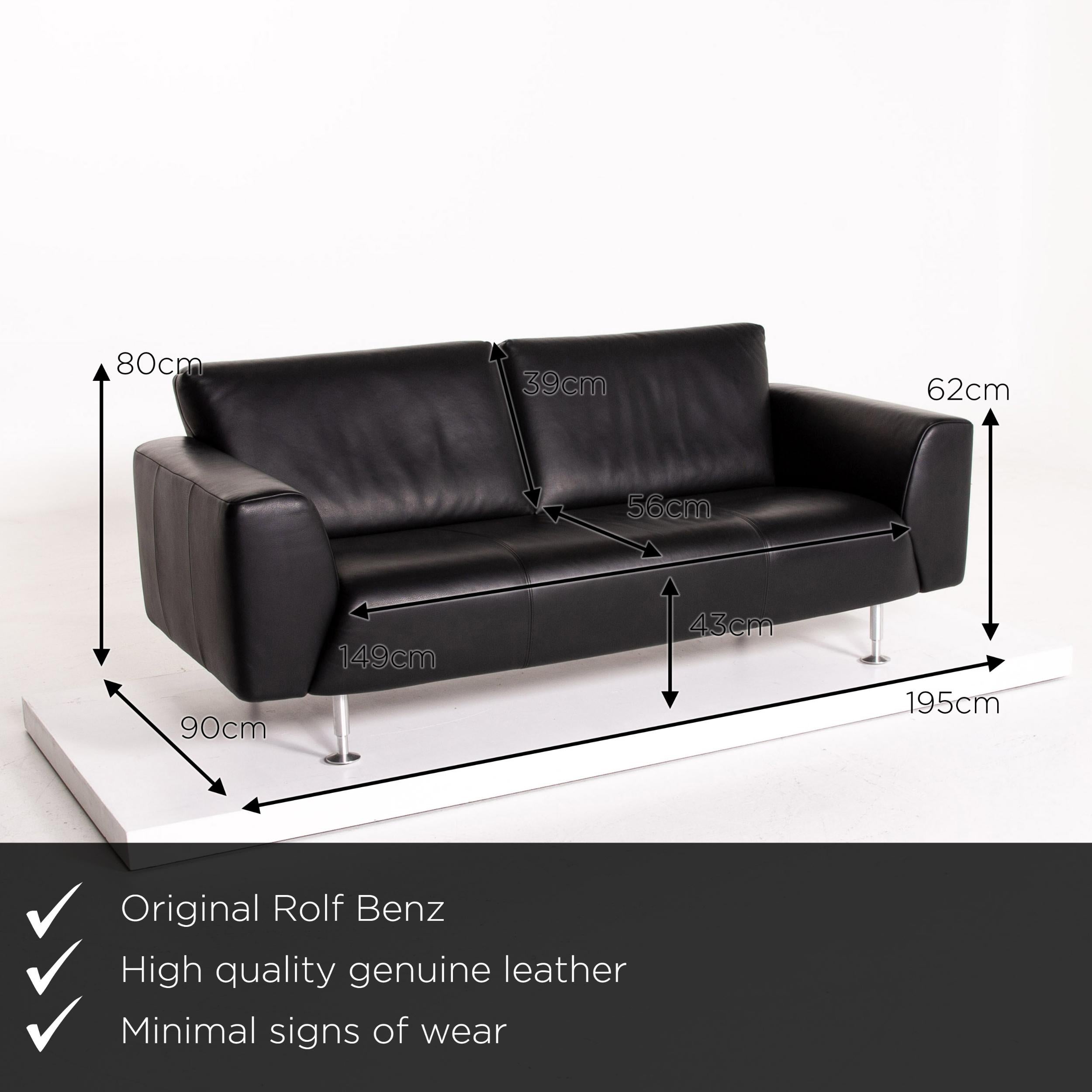 We present to you a Rolf Benz leather sofa black three-seat couch.
 

 Product measurements in centimeters:
 

Depth 90
Width 195
Height 80
Seat height 43
Rest height 62
Seat depth 56
Seat width 149
Back height 39.
 