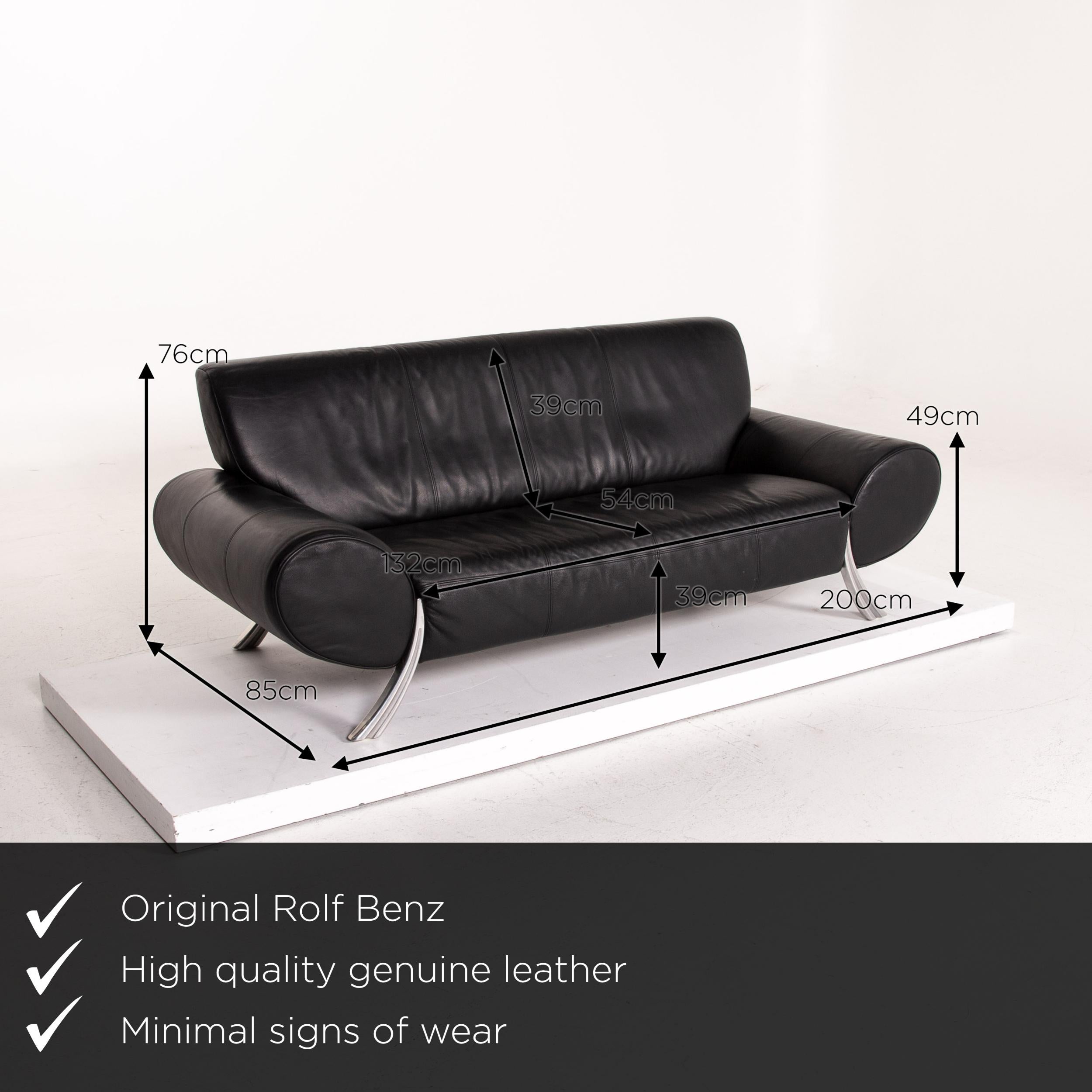 We present to you a Rolf Benz leather sofa black three-seat couch.
 

 Product measurements in centimeters:
 

Depth 85
Width 200
Height 76
Seat height 39
Rest height 49
Seat depth 54
Seat width 132
Back height 39.
 