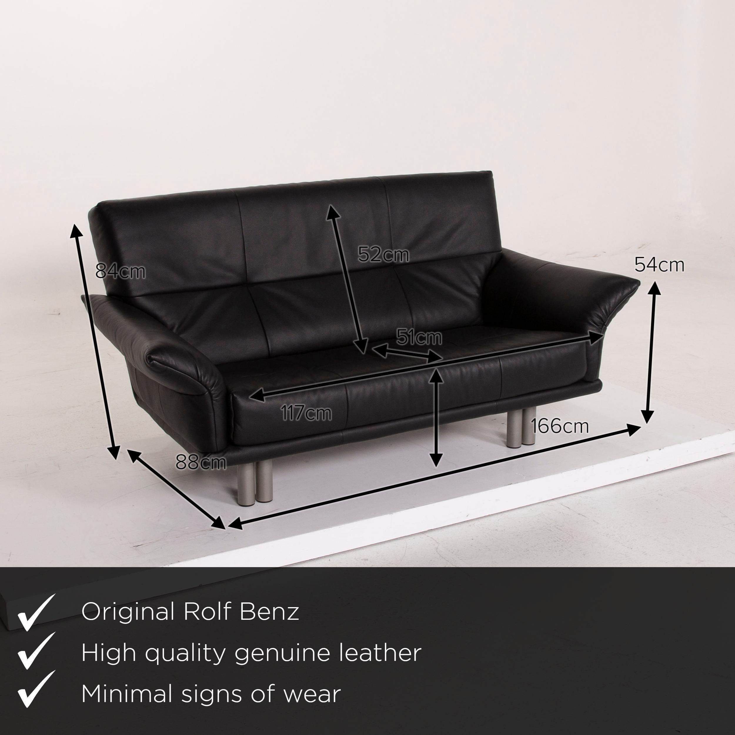 We present to you a Rolf Benz leather sofa black two-seat.

 

 Product measurements in centimetres:
 

 depth: 88
 width: 166
 height: 84
 seat height: 41
 rest height: 54
 seat depth: 51
 seat width: 117
 back height: 52.