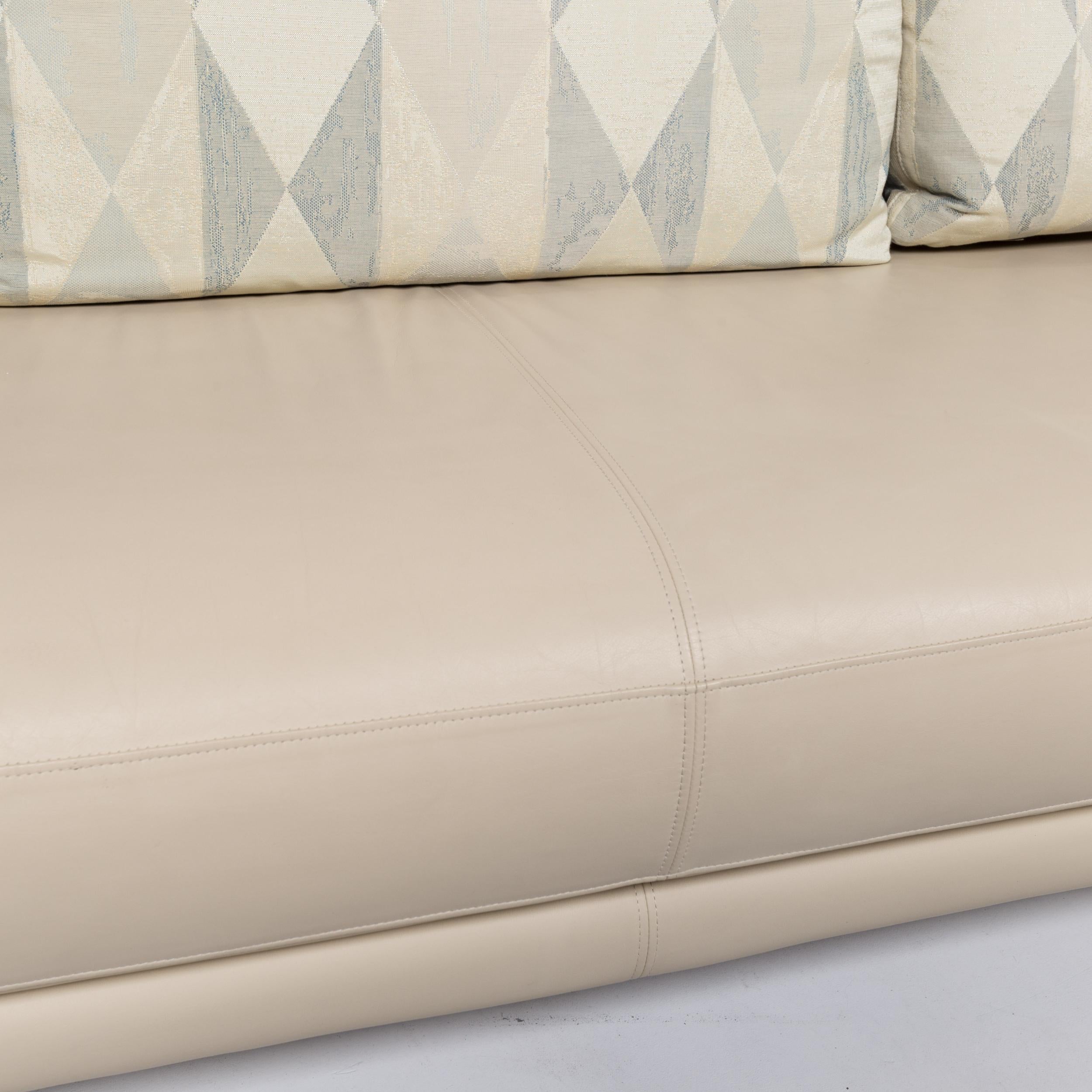 Modern Rolf Benz Leather Sofa Cream Three-Seat Couch For Sale
