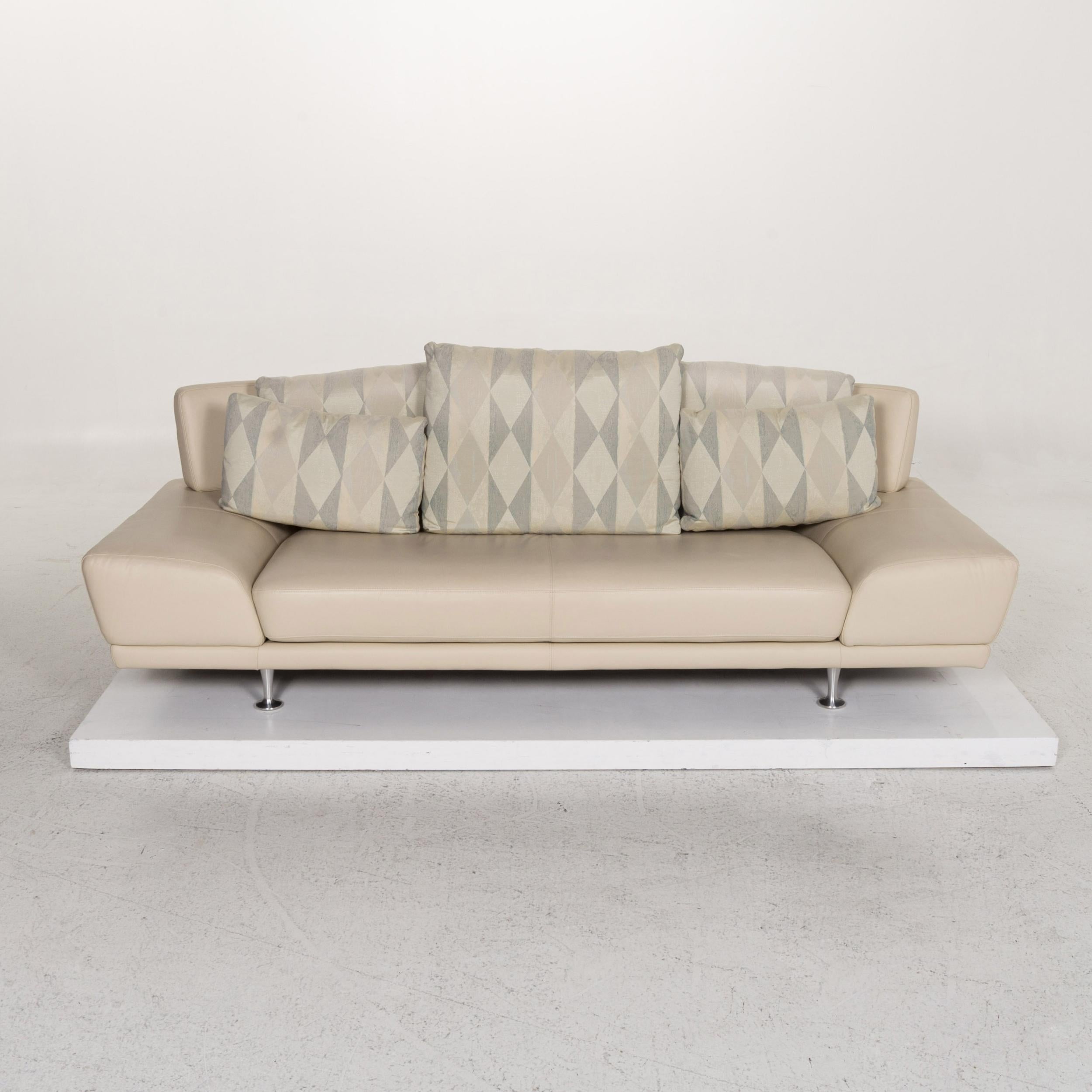 Rolf Benz Leather Sofa Cream Three-Seat Couch For Sale 1