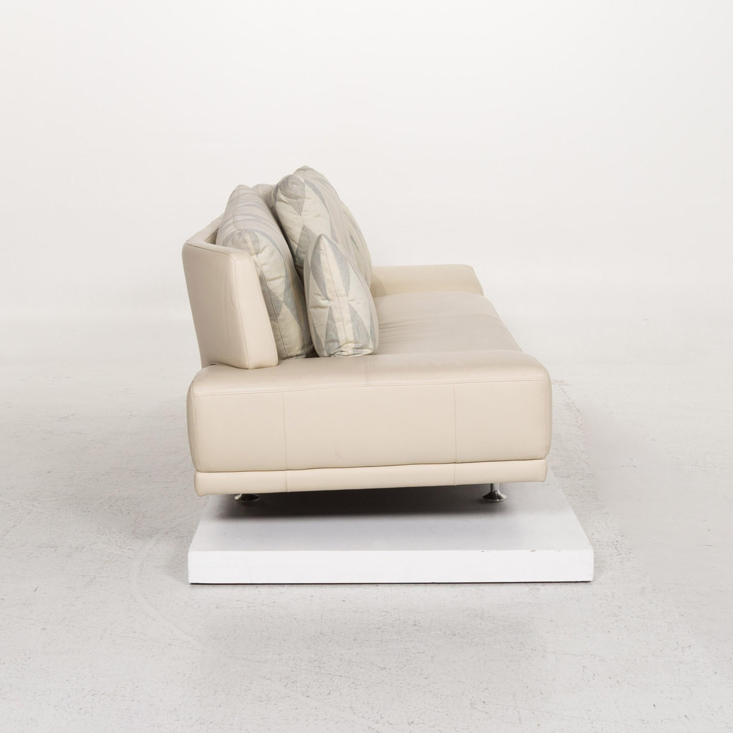 Rolf Benz Leather Sofa Cream Three-Seat Couch For Sale 2