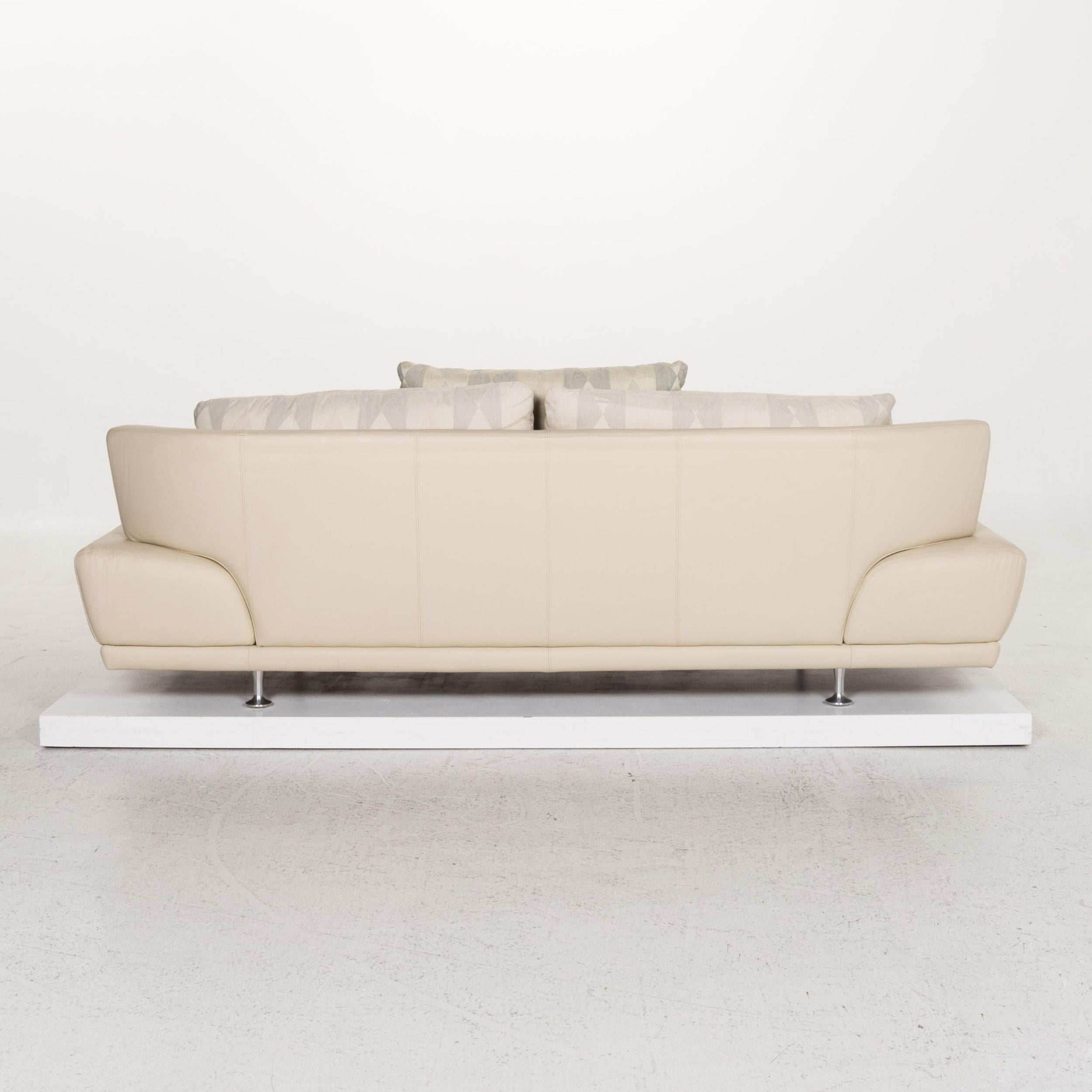 Rolf Benz Leather Sofa Cream Three-Seat Couch For Sale 3