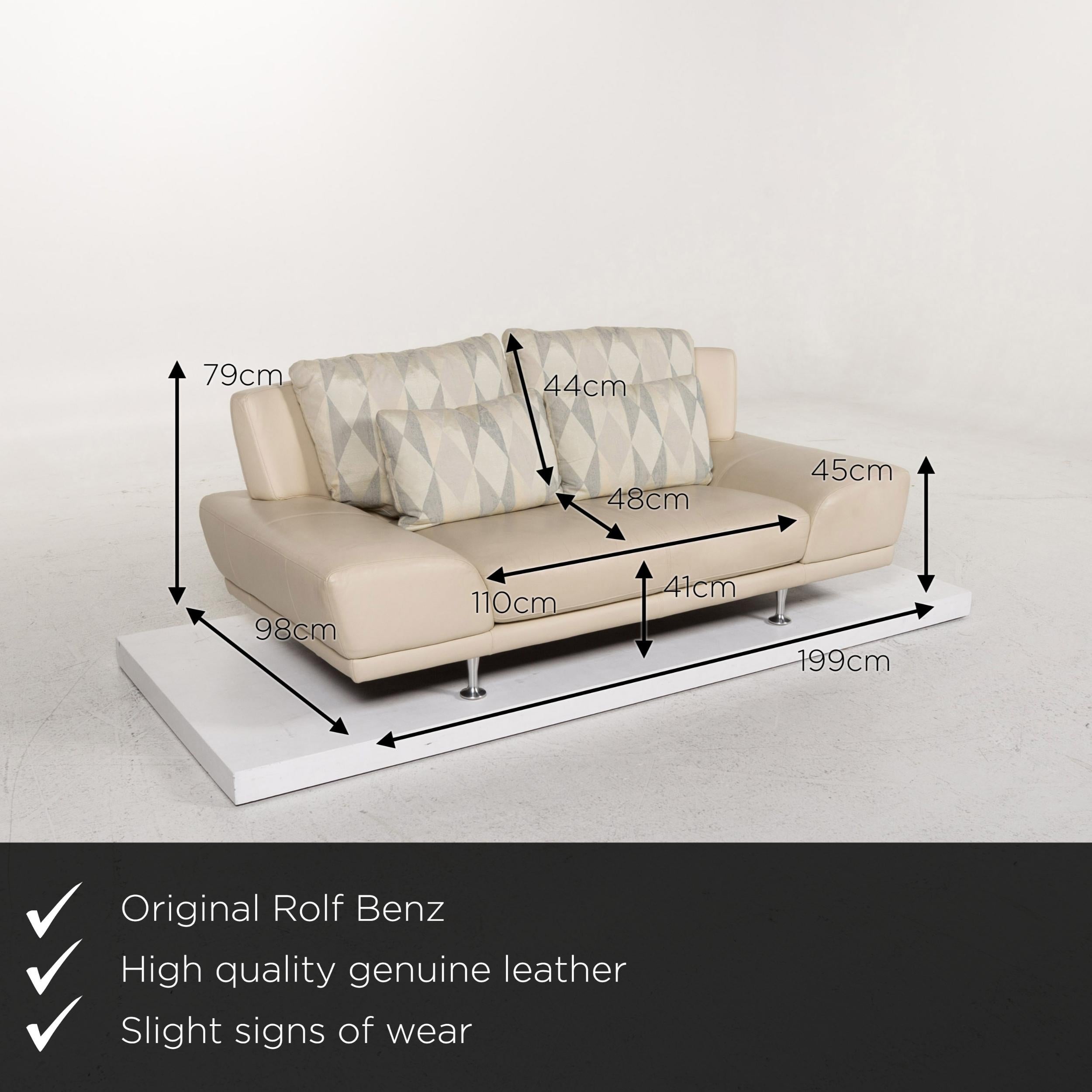 We present to you a Rolf Benz leather sofa cream two-seat couch.
 

 Product measurements in centimeters:
 

Depth 98
Width 199
Height 79
Seat height 41
Rest height 45
Seat depth 48
Seat width 110
Back height 44.
 
    