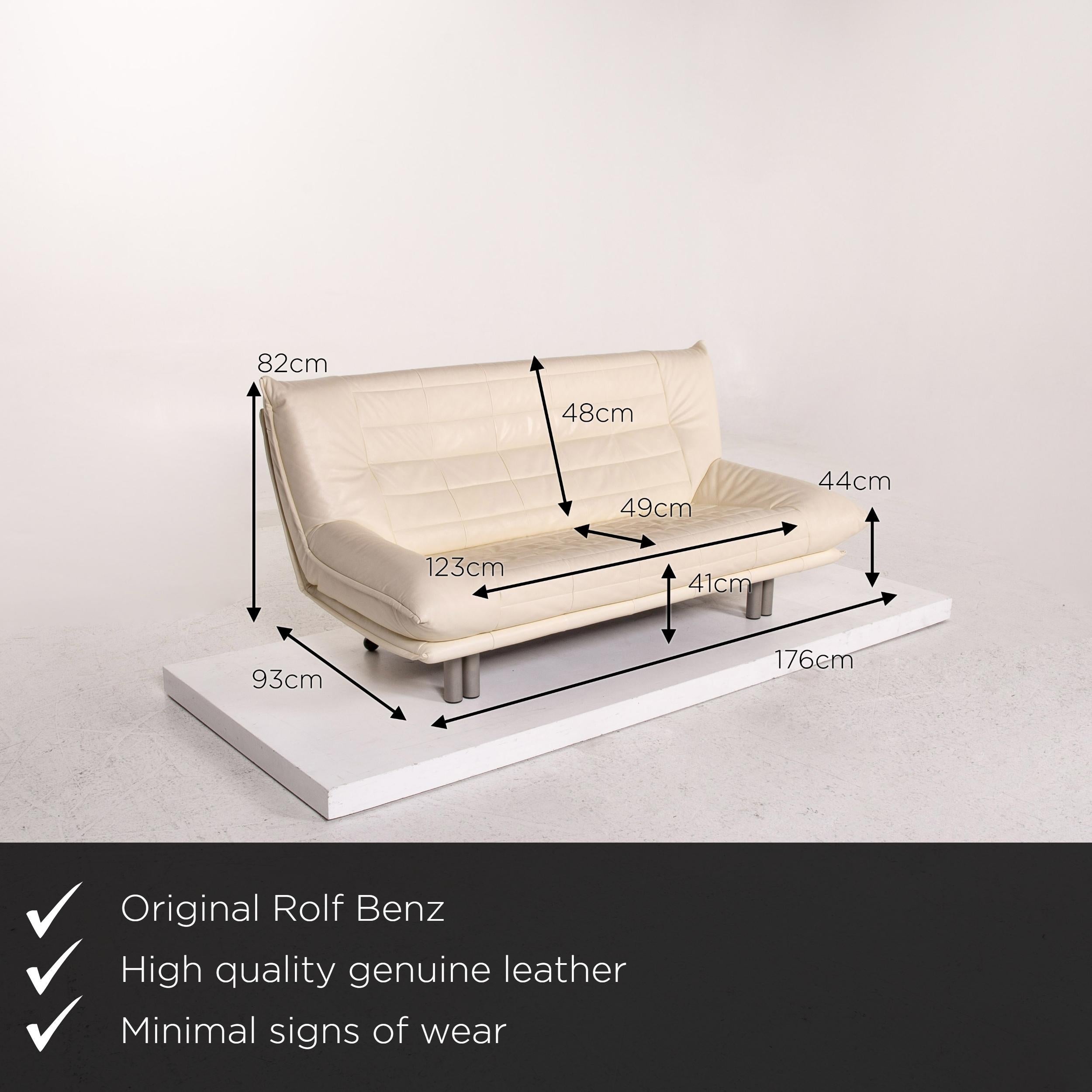 We present to you a Rolf Benz leather sofa cream two-seat couch.


 Product measurements in centimeters:
 

Depth 93
Width 176
Height 82
Seat height 41
Rest height 44
Seat depth 49
Seat width 123
Back height 48.
 
