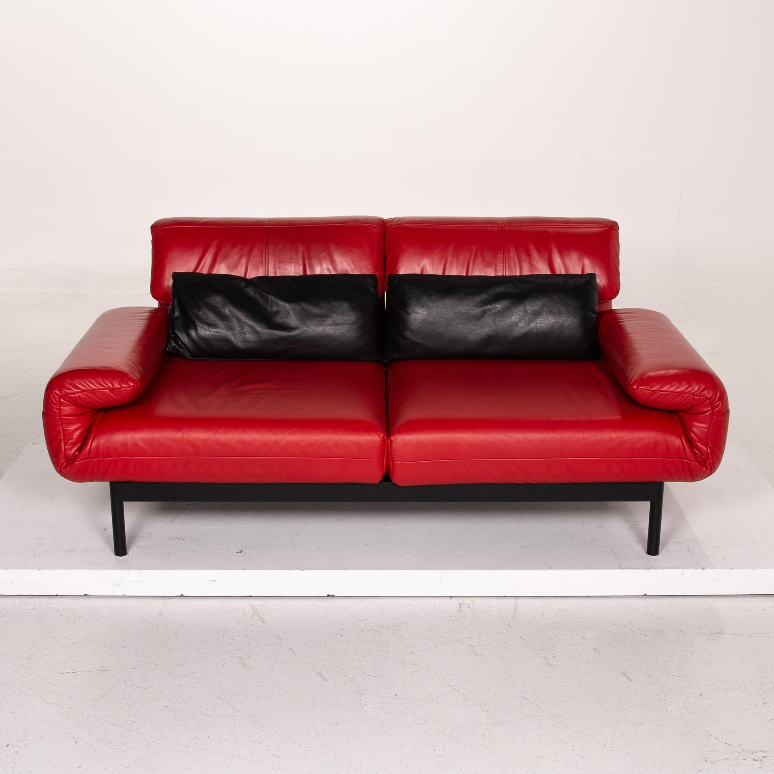 Rolf Benz Plura Leather Sofa Red Black Two-Seat Function Relax Function Couch For Sale 4