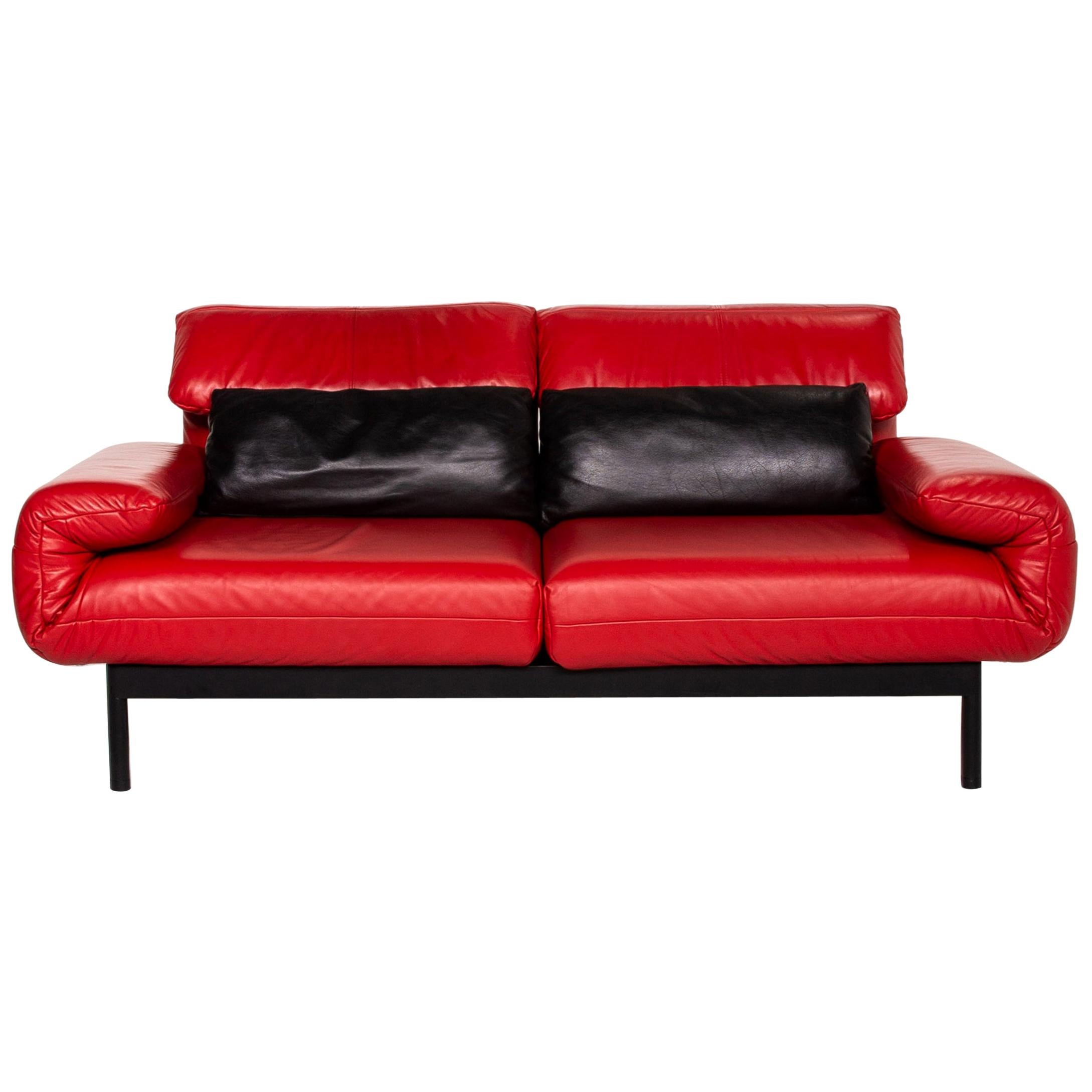 Rolf Benz Plura Leather Sofa Red Black Two-Seat Function Relax Function Couch For Sale
