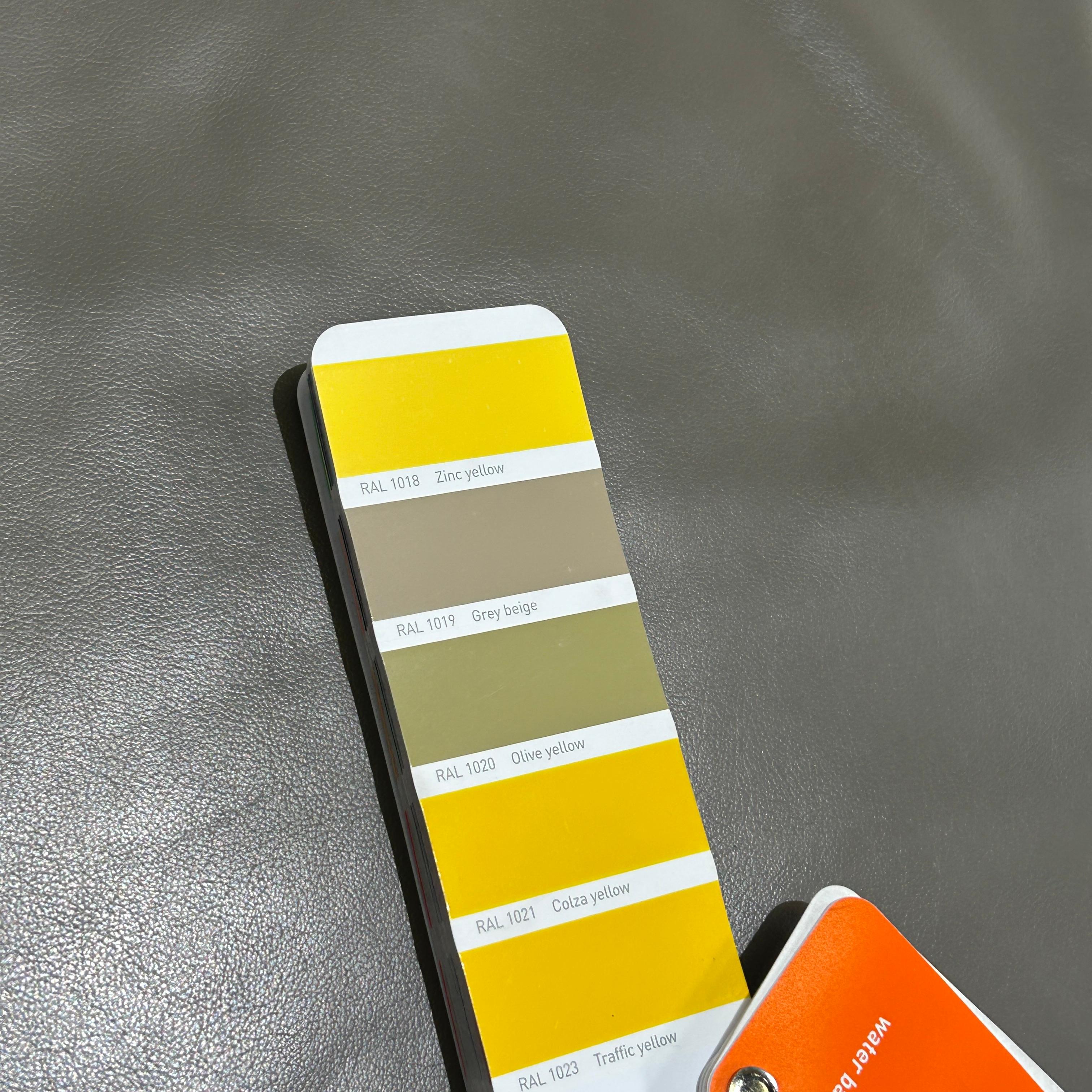 XXIe siècle et contemporain Rolf Benz Plura Sofa with Chaise en vente