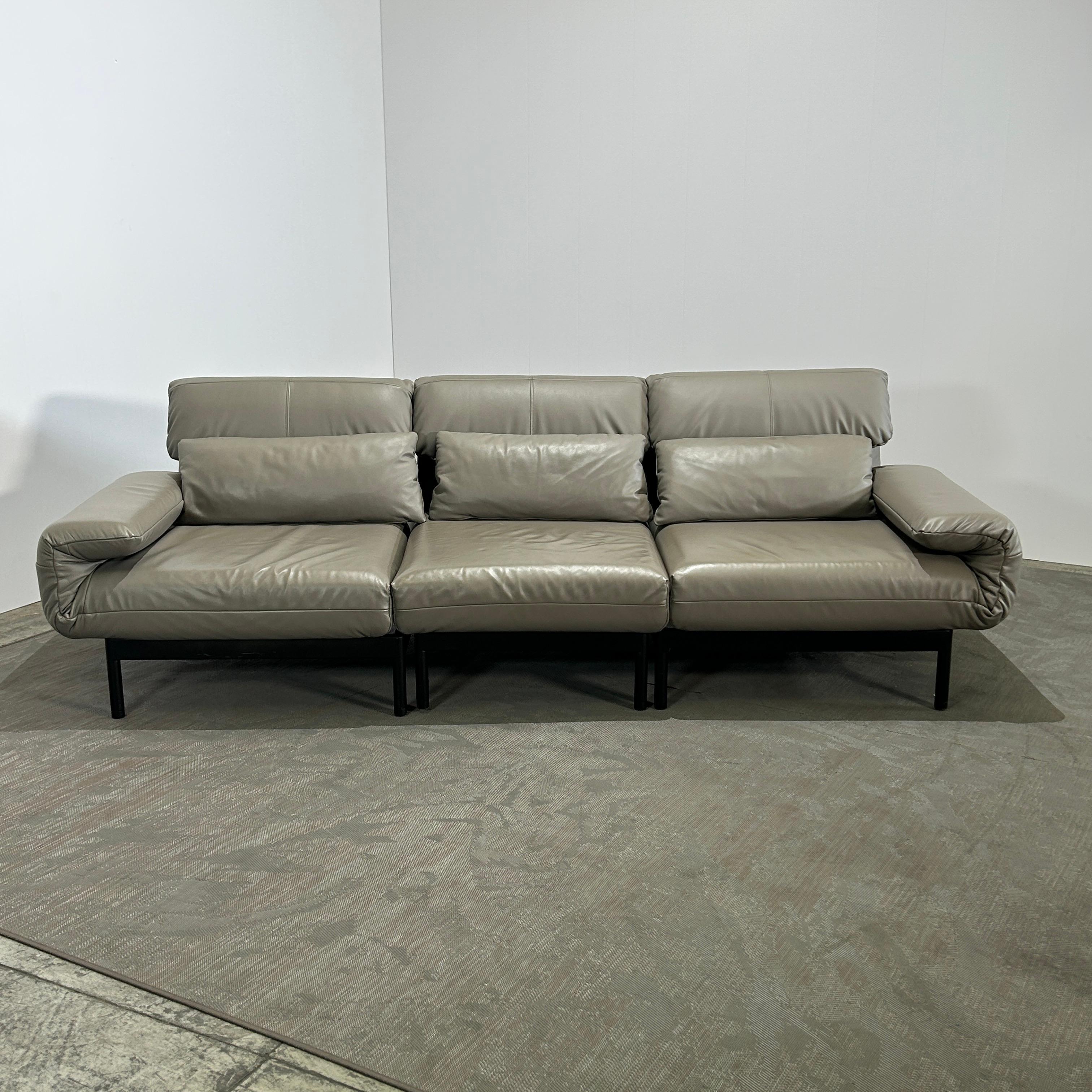 Métal Rolf Benz Plura Sofa with Chaise en vente