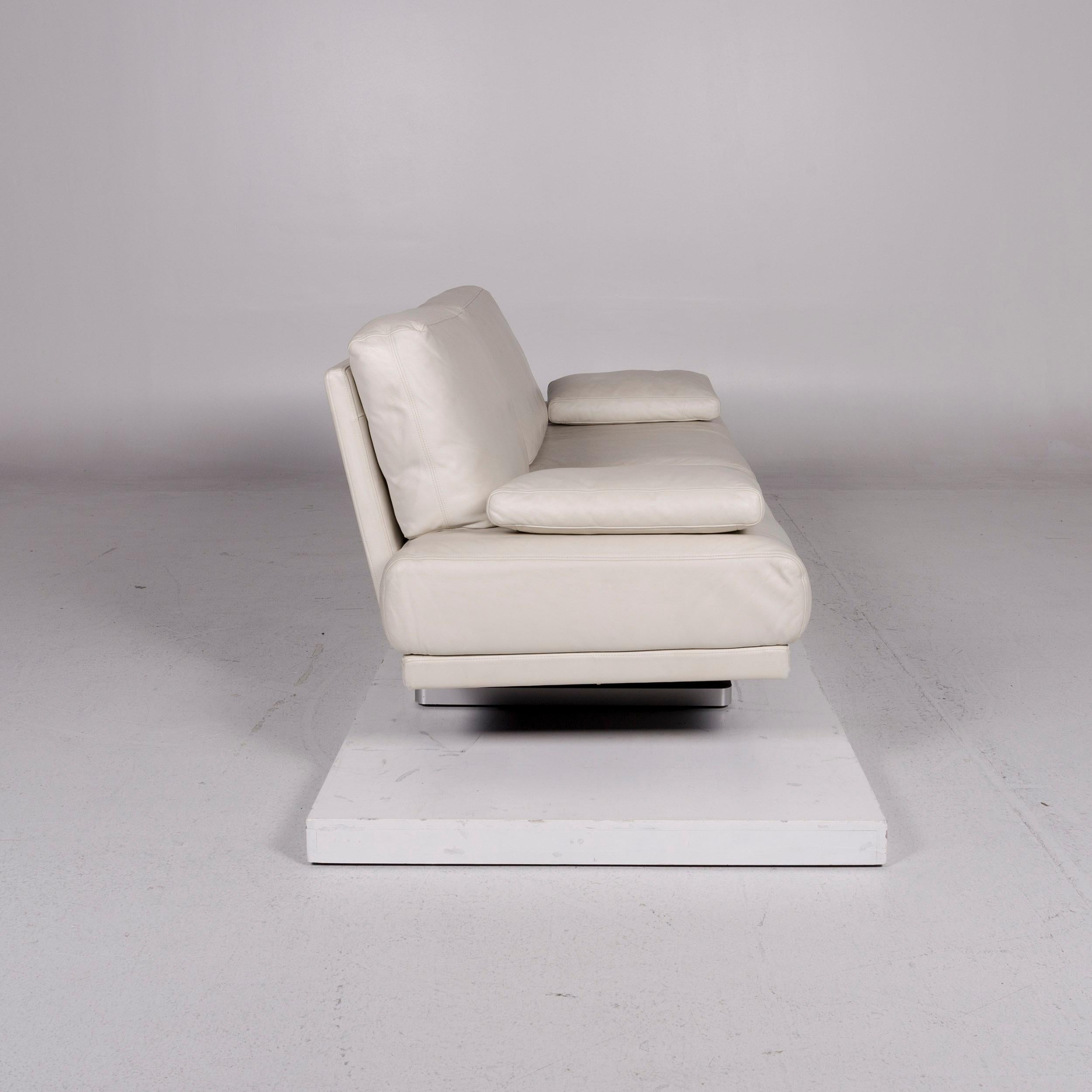 Rolf Benz Rolf Benz 345 Leather Sofa White Two-Seat Couch In Good Condition In Cologne, DE