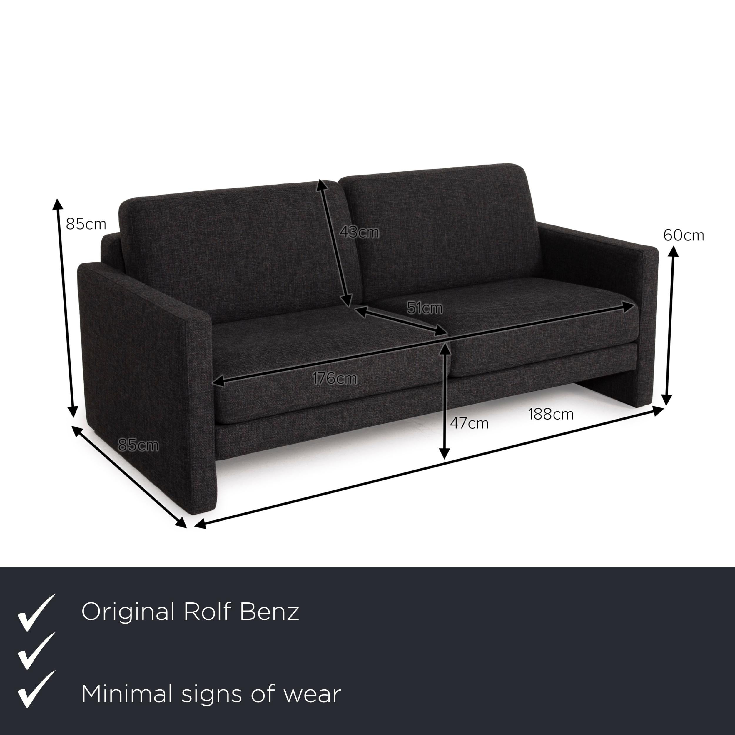 We present to you a Rolf Benz two-seater sofa fabric gray anthracite.


 Product measurements in centimeters:
 

Depth: 95
Width: 188
Height: 85
Seat height: 47
Rest height: 60
Seat depth: 51
Seat width: 176
Back height: 43.
 