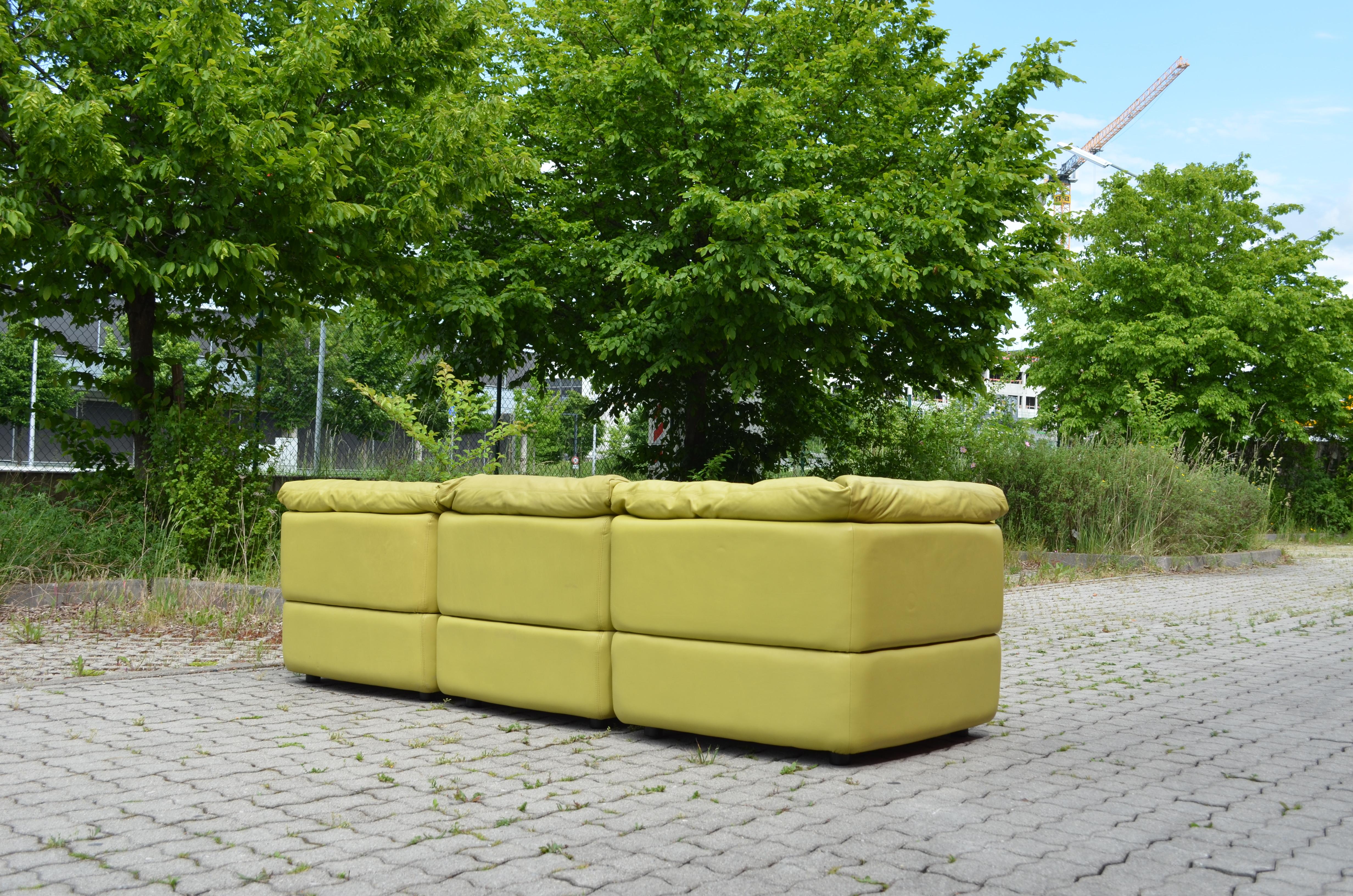Rolf Benz Vintage Modular lime Green Leather Lounge Sofa, Germany, 1970 7