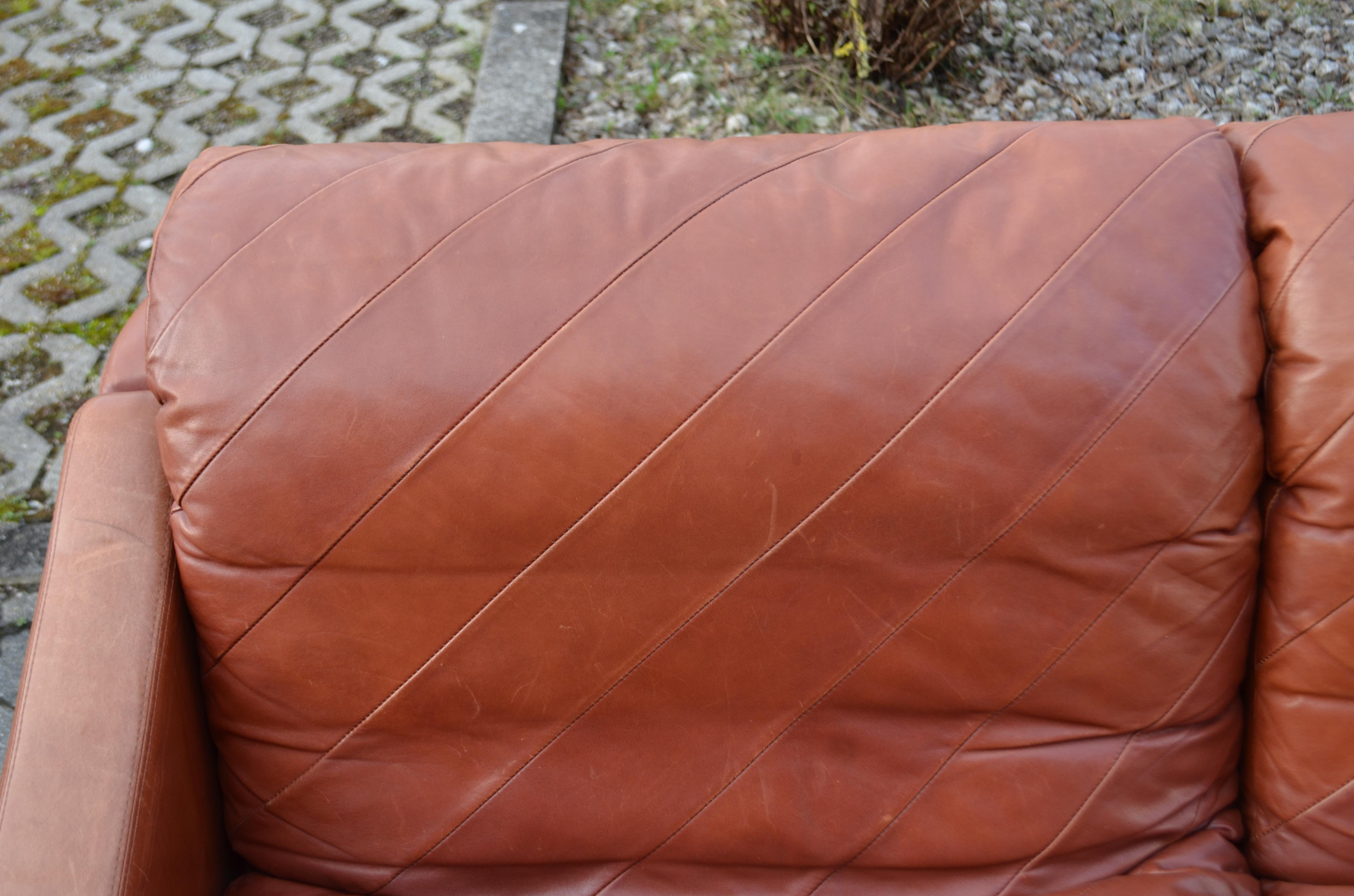 Rolf Benz Vintage Oxred Leather Living room Sofa Ensemble, Germany, 1970 For Sale 4