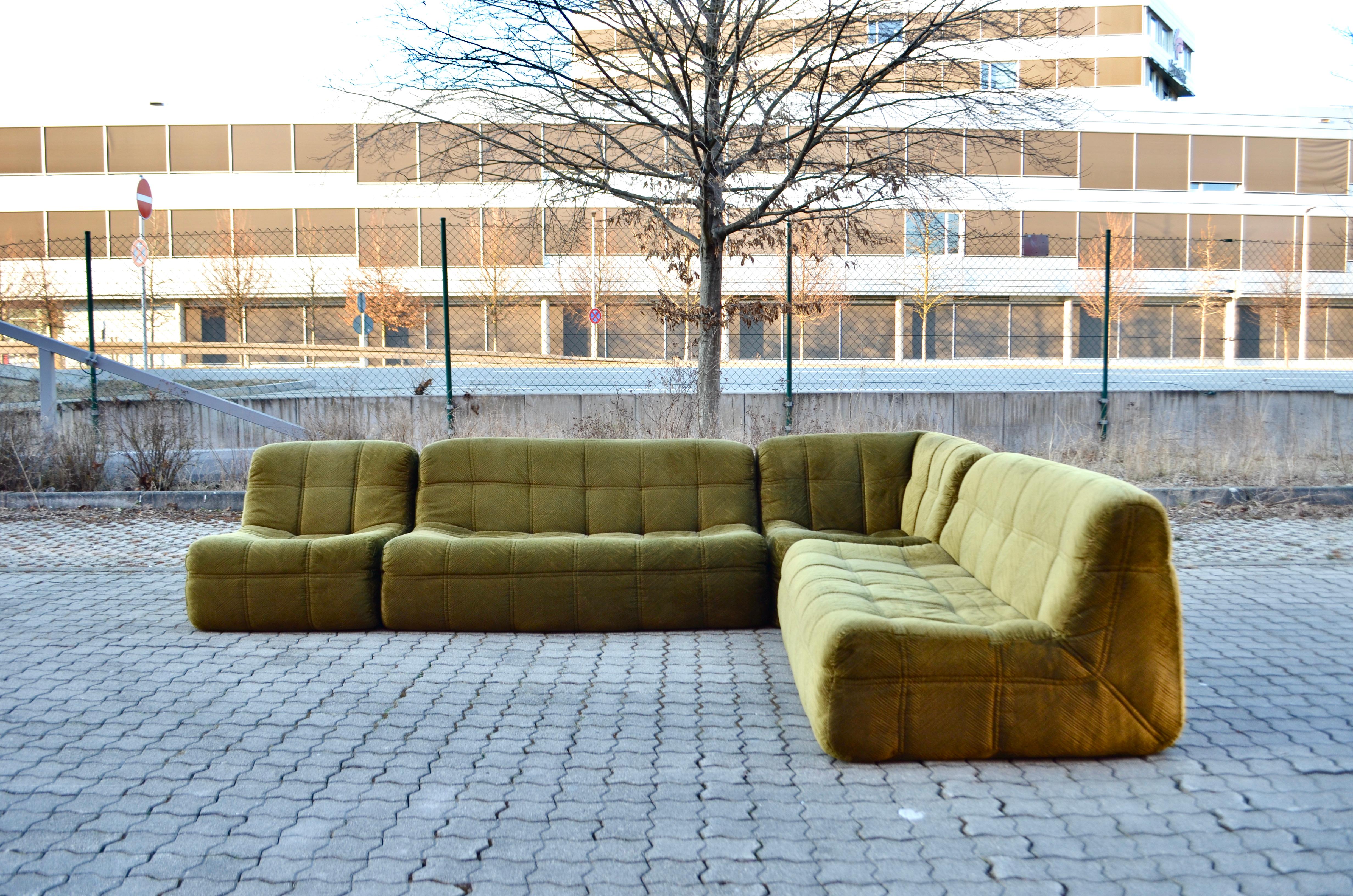 sofa mercedes