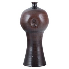 Rolf Fagerberg, (1934-2008). Ceramista svedese. Grande vaso di ceramica unico nel suo genere.