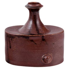 Rolf Fagerberg (1934-2008). Ceramista svedese. Vaso in ceramica unico nel suo genere.