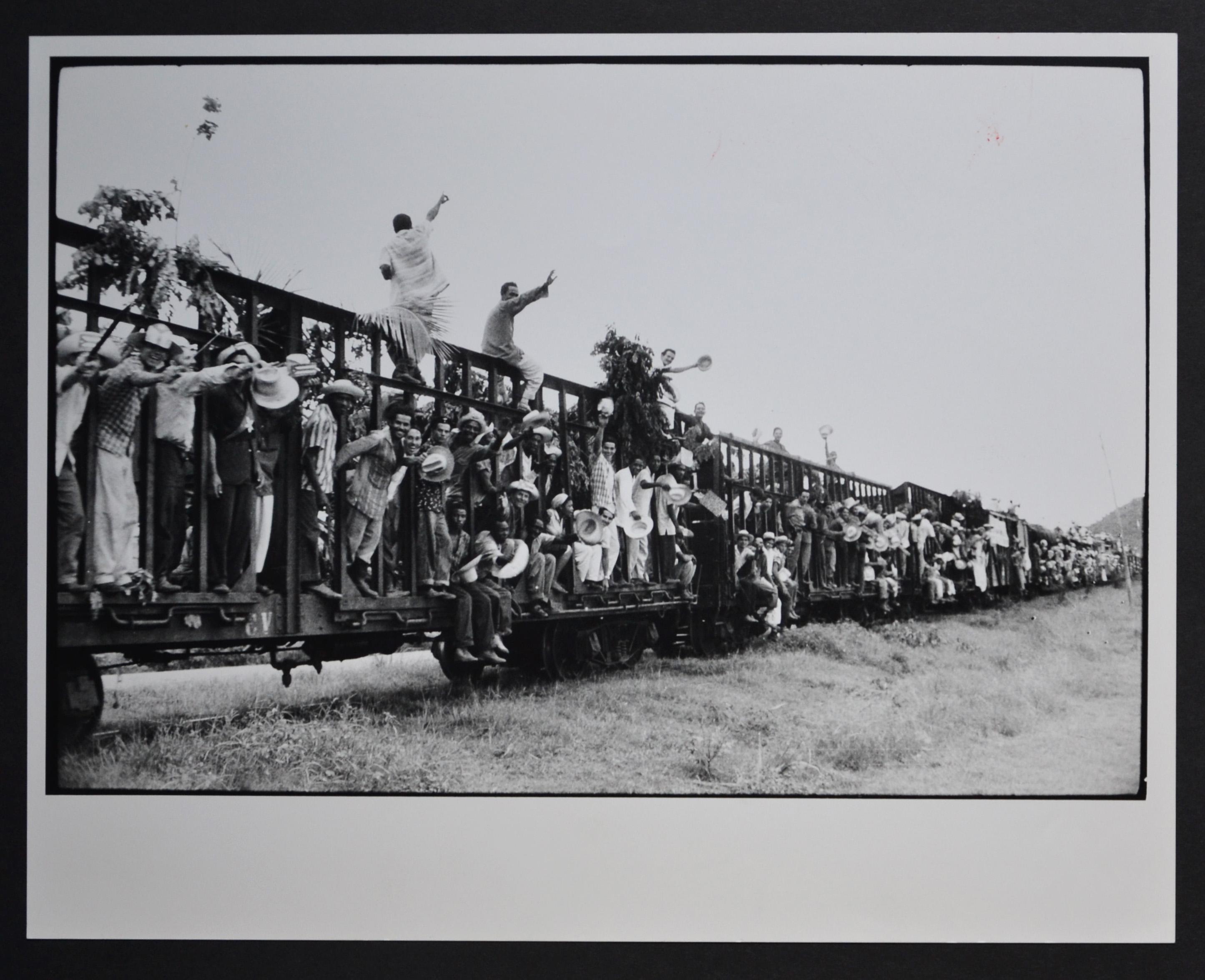 Rolf Gillhausen Black and White Photograph - Cubans on a train, Cuba 1950s.