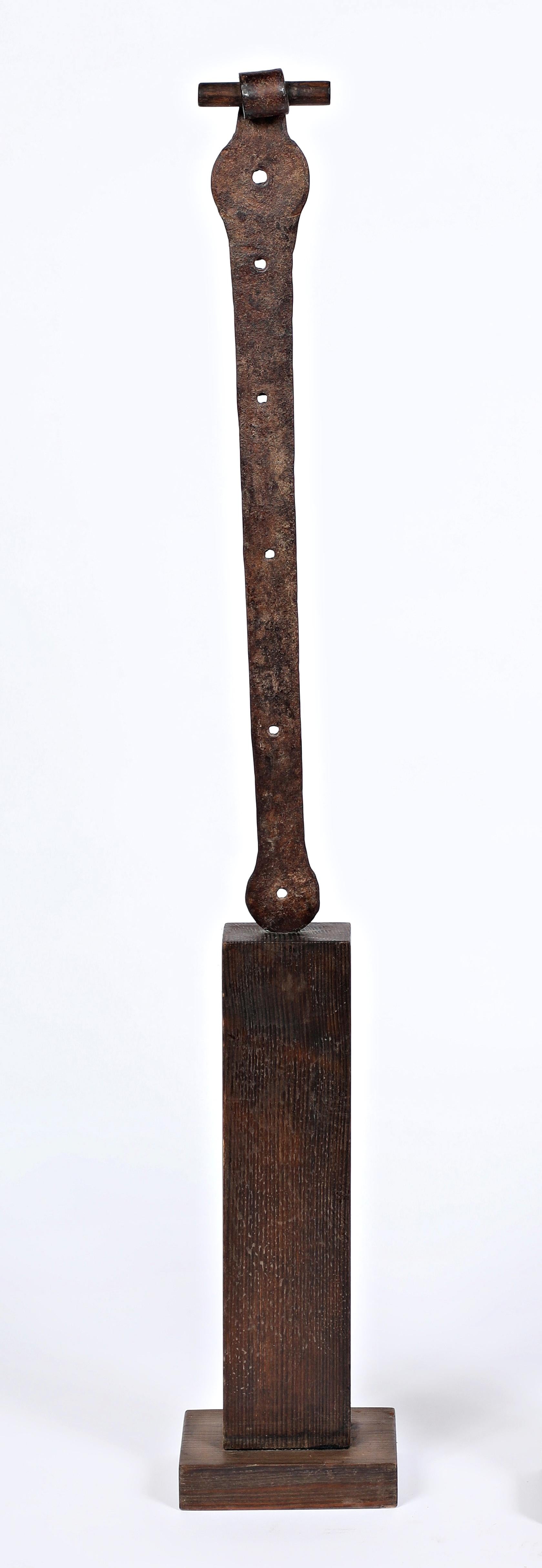 Deux sculptures abstraites en fer d'après-guerre 1991 L'artiste allemand Rolf Hans en vente 2