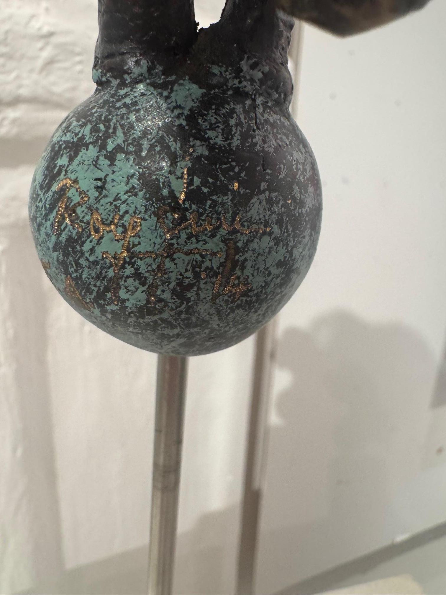 Elefant on Ball  sculpture animalière figurative en bronze d'une scène de cirque par Rolf Knie - Sculpture de Rolf Knie 