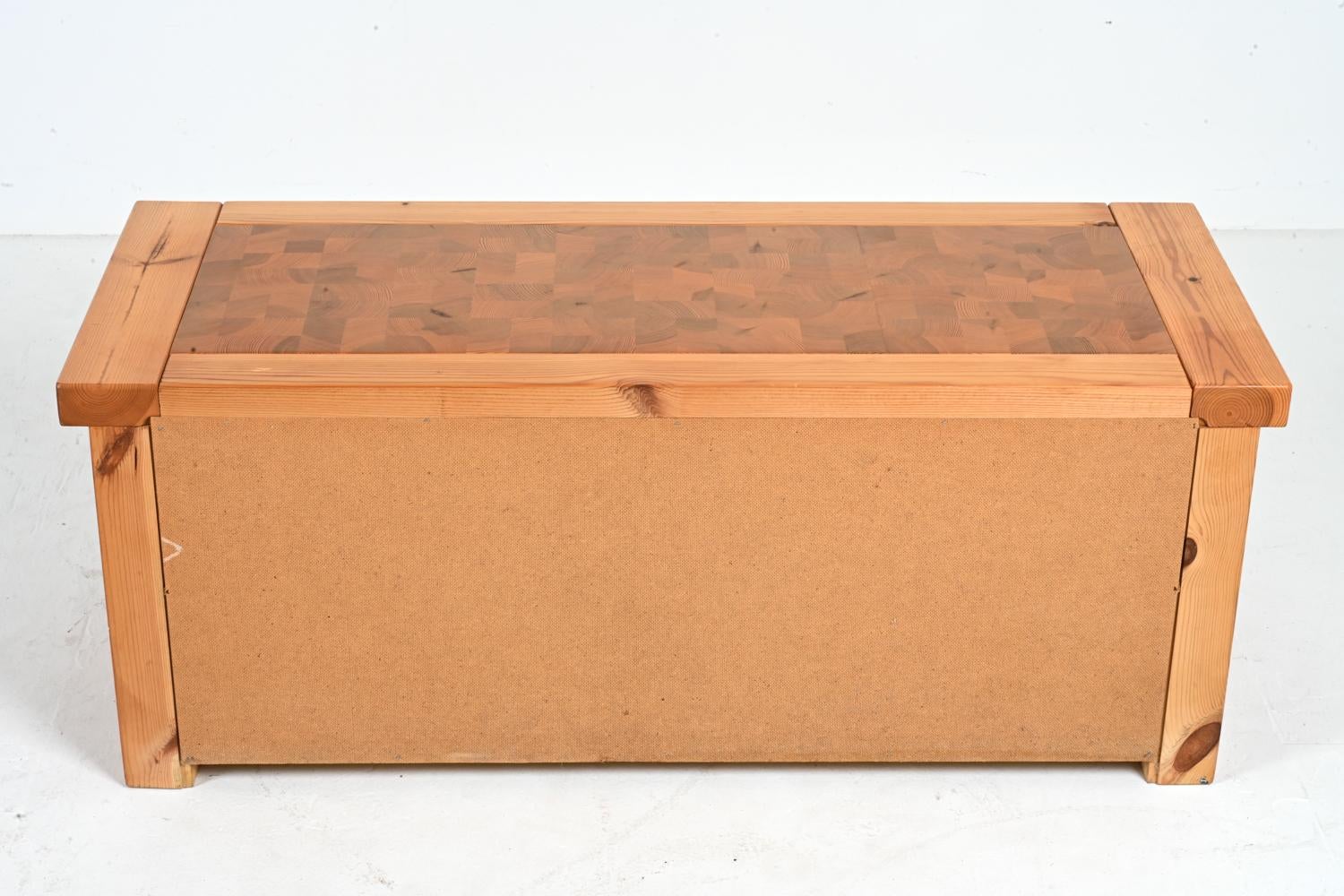 Rolf Middleboe for Tranekær Pine Parquetry Chest, 1970's For Sale 7