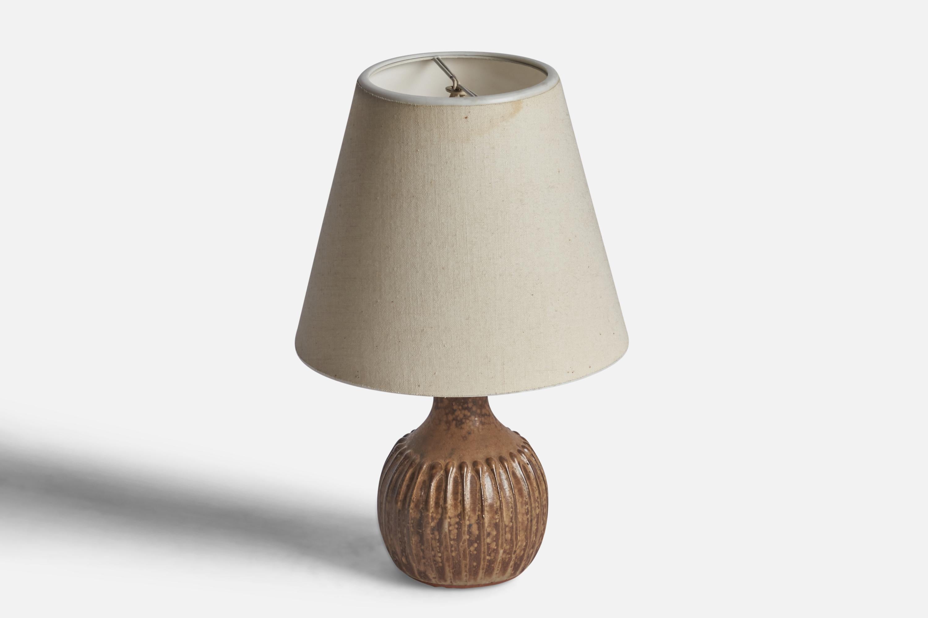 Suédois Rolf Palm, petite lampe de bureau, grès, Suède, années 1960 en vente