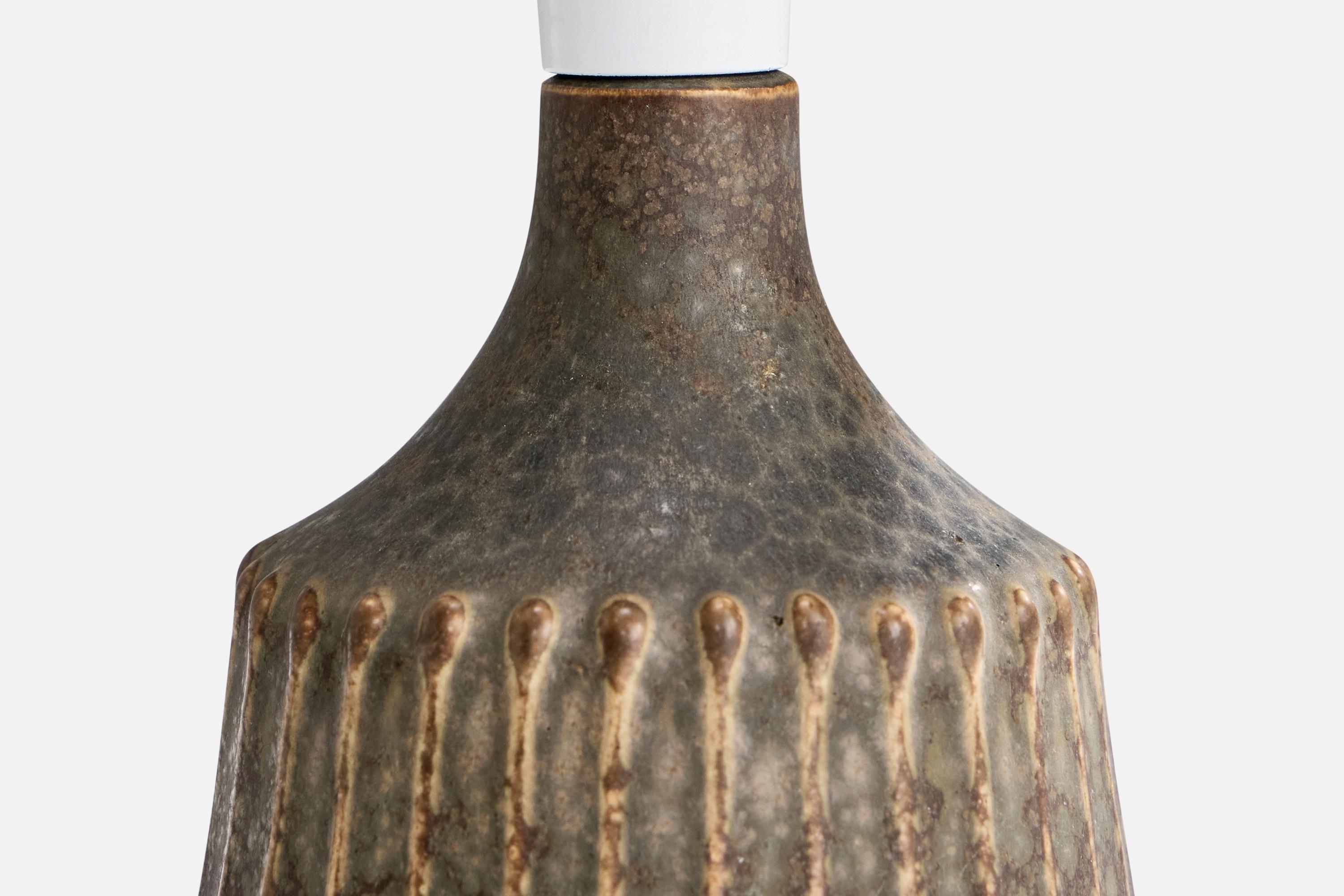 Rolf Palm, Table Lamp, Stoneware, Sweden, 1960s In Good Condition For Sale In High Point, NC