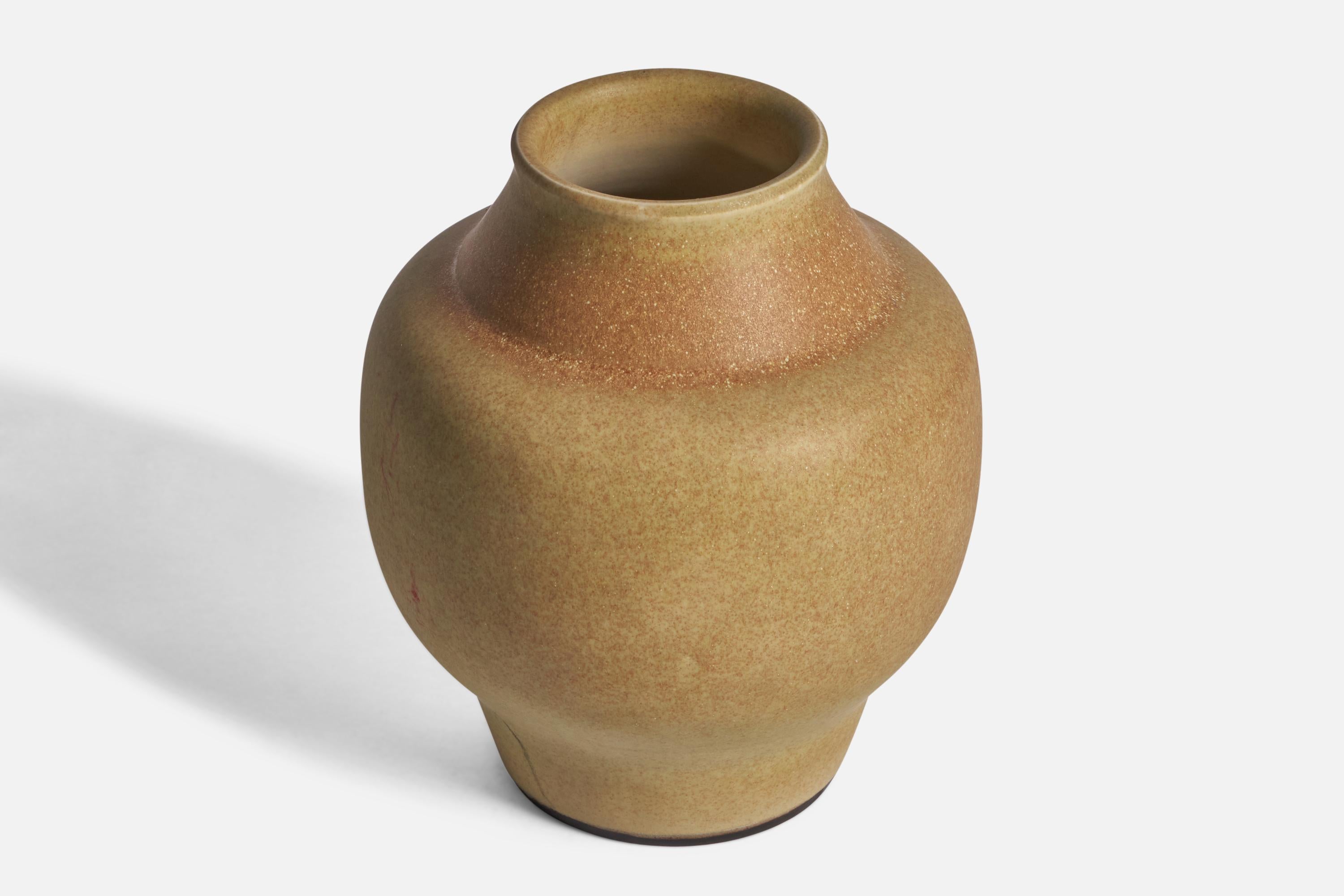 Scandinavian Modern Rolf Palm, Vase, Stoneware, Sweden, 1960s For Sale