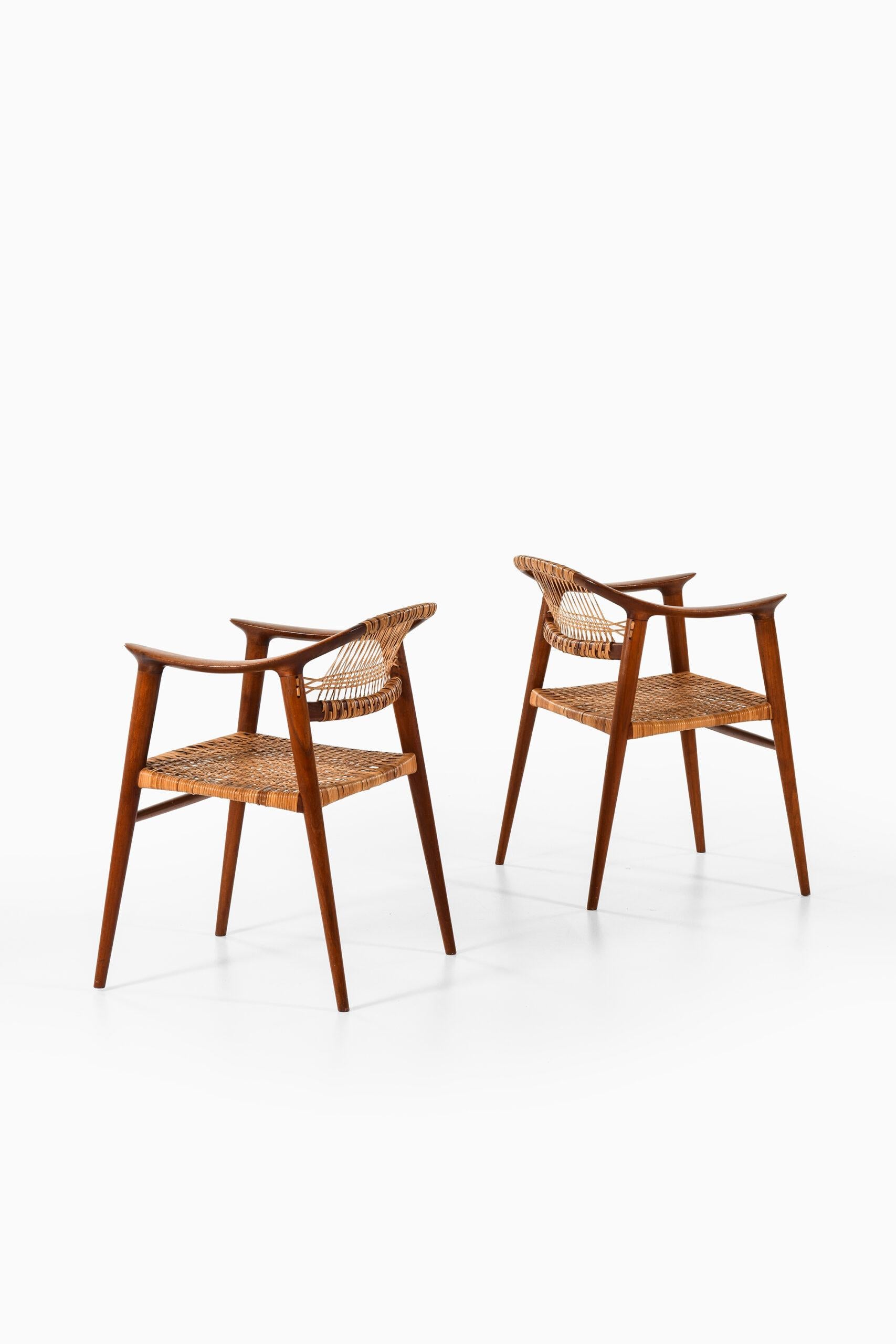 Norvégien Rolf Rastad & Adolf Relling Fauteuils Modèle Bambi Produits par Gustav Bahus & Eft en vente