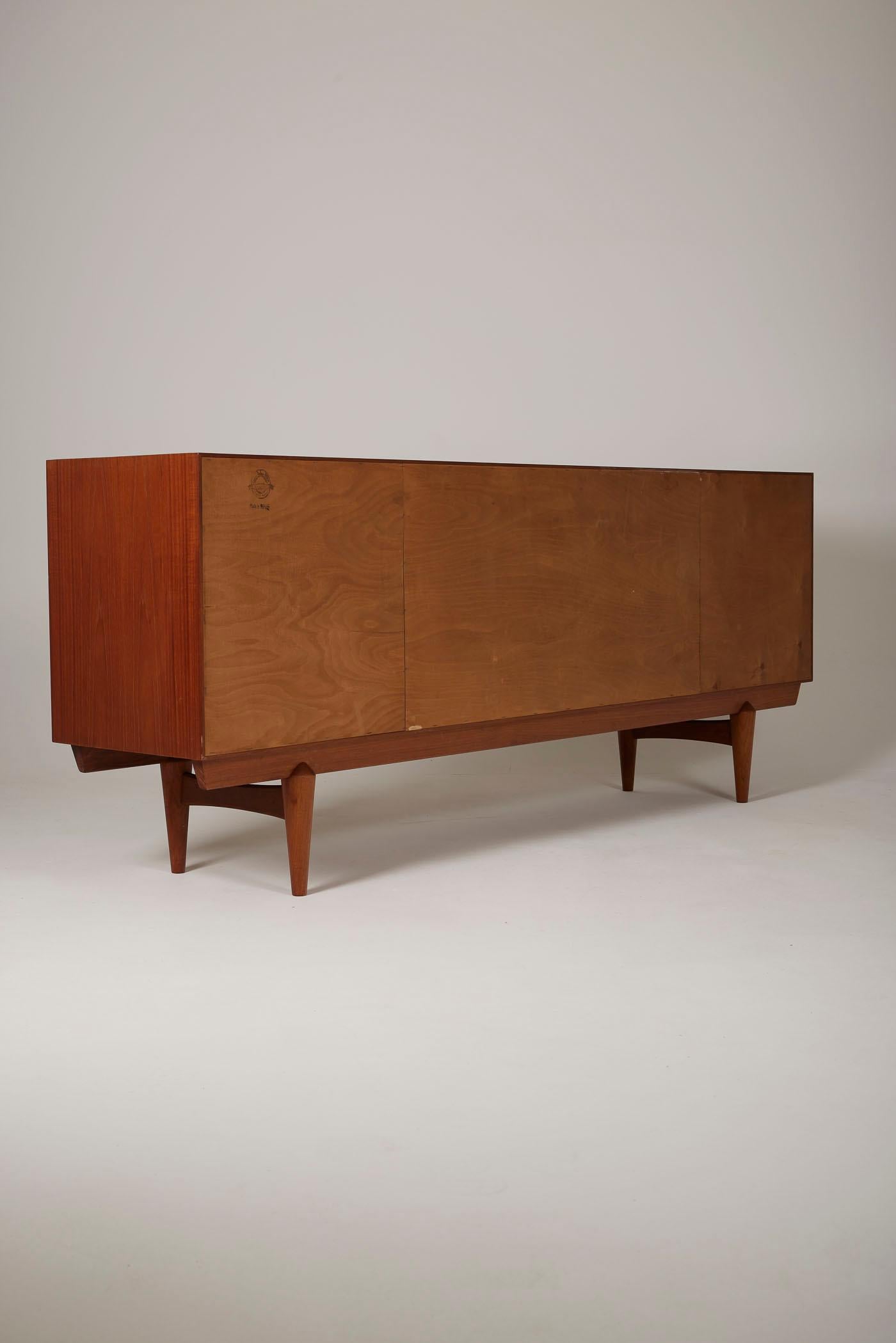 Rolf Rastad & Adolf Relling sideboard In Good Condition For Sale In PARIS, FR