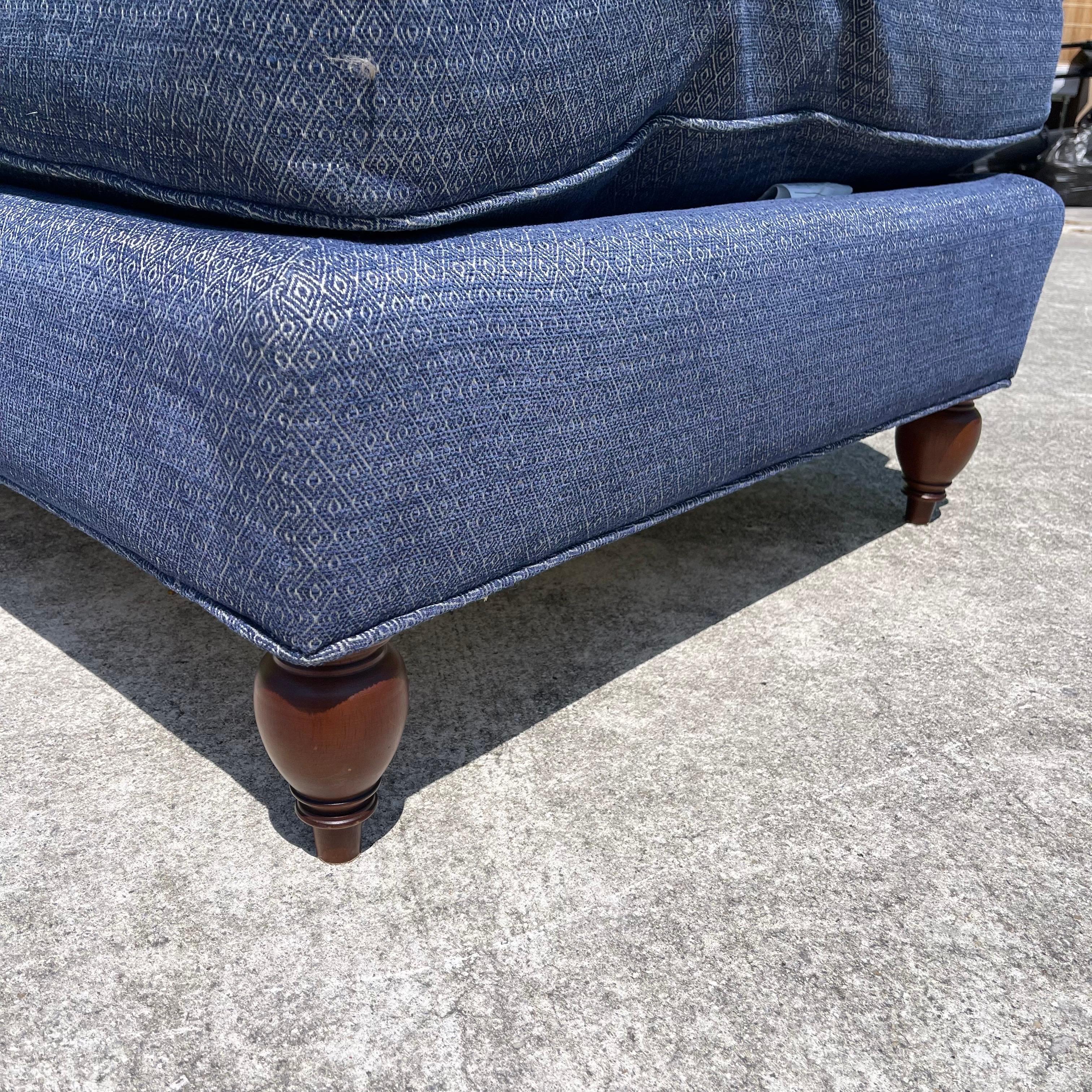Cama de día con chaise longue y brazos enrollables, hecha a mano en EE.UU. por Lee Jofa en venta 9