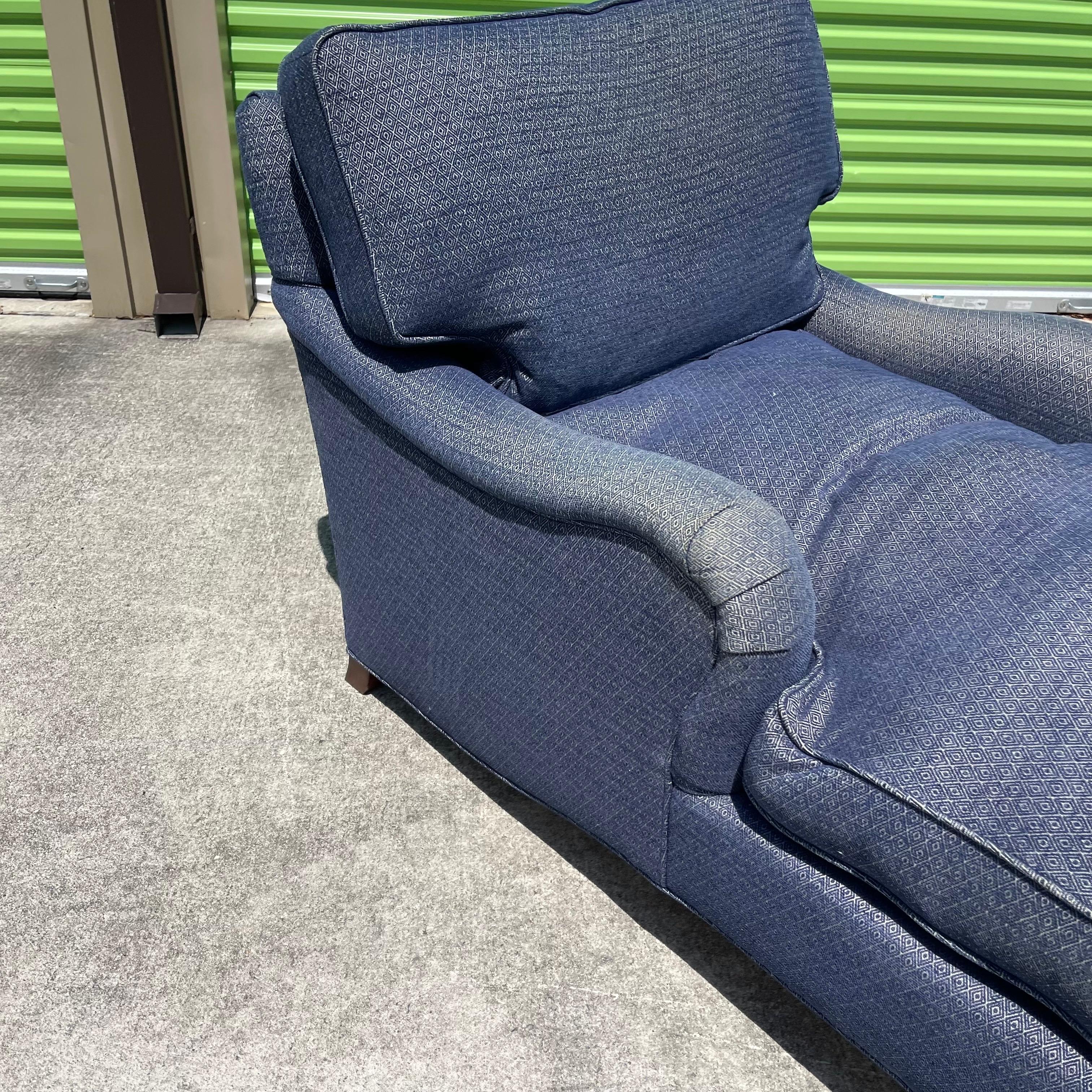 Cama de día con chaise longue y brazos enrollables, hecha a mano en EE.UU. por Lee Jofa en venta 10