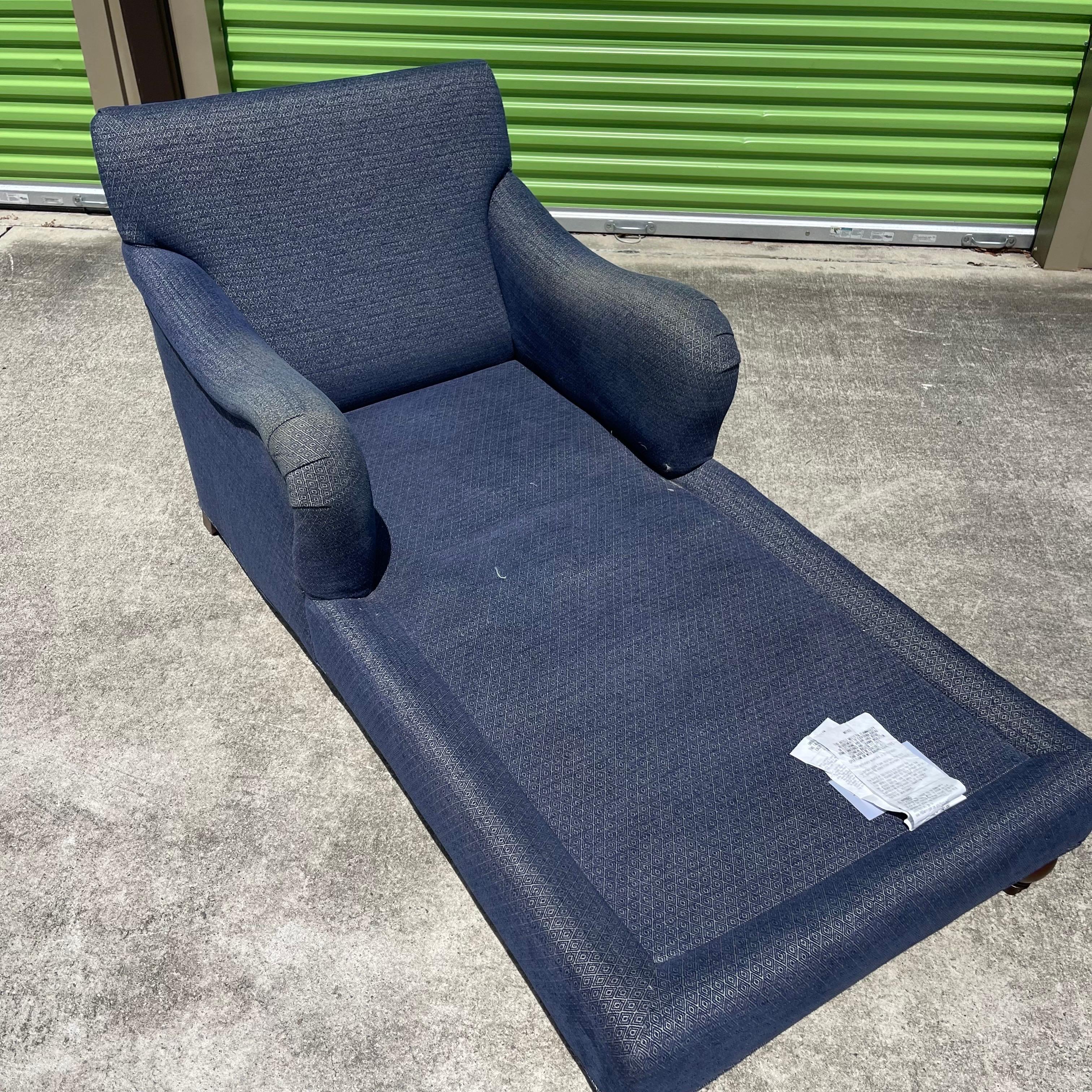 Cama de día con chaise longue y brazos enrollables, hecha a mano en EE.UU. por Lee Jofa en venta 13