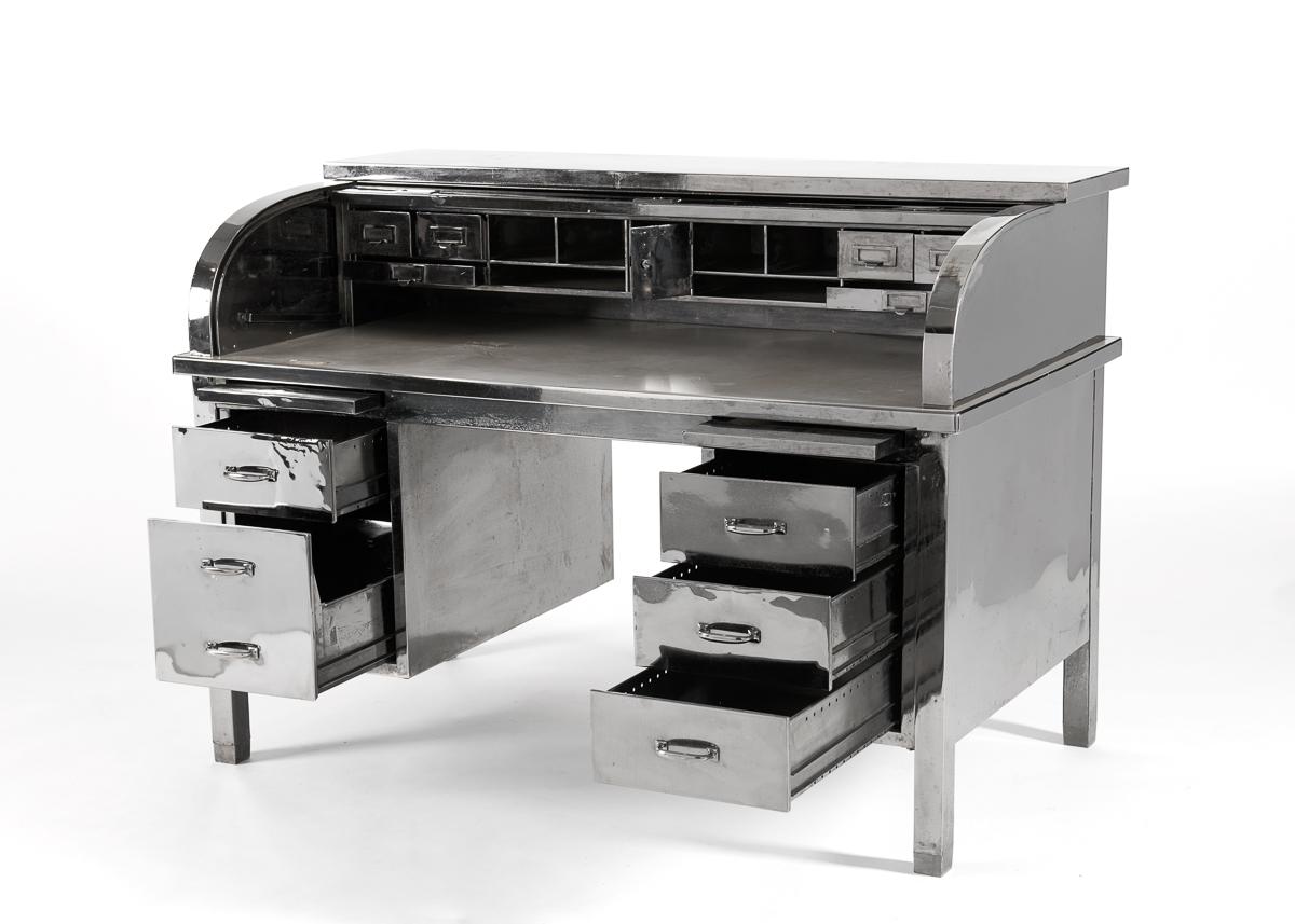 Américain Bureau à roulettes de la Collectional de Thierry Despont en vente