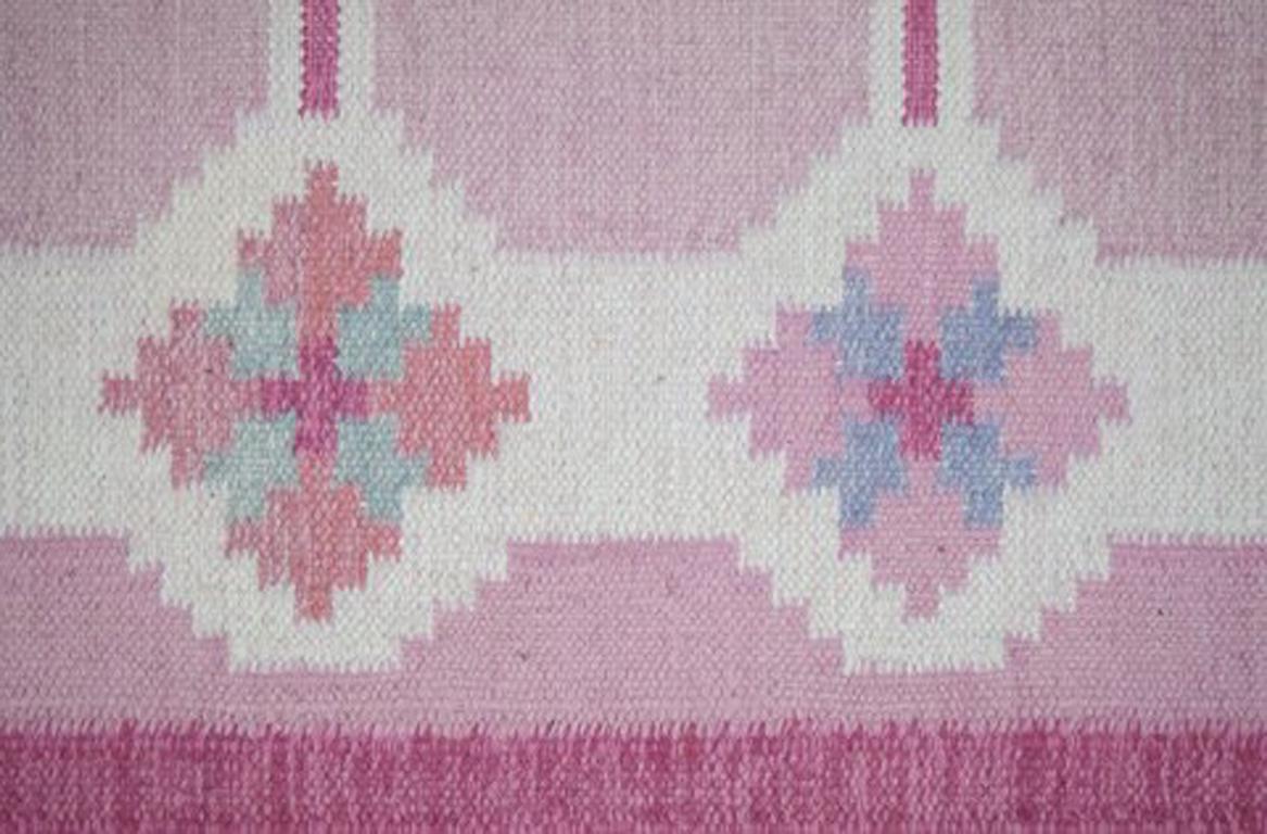 Röllakan, Swedish Design, 1960s, Pink Carpet In Good Condition In Copenhagen, DK